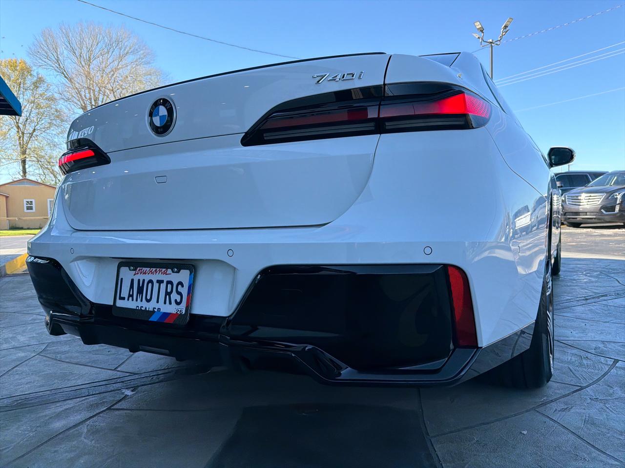 BMW 7-Series 740i 2023