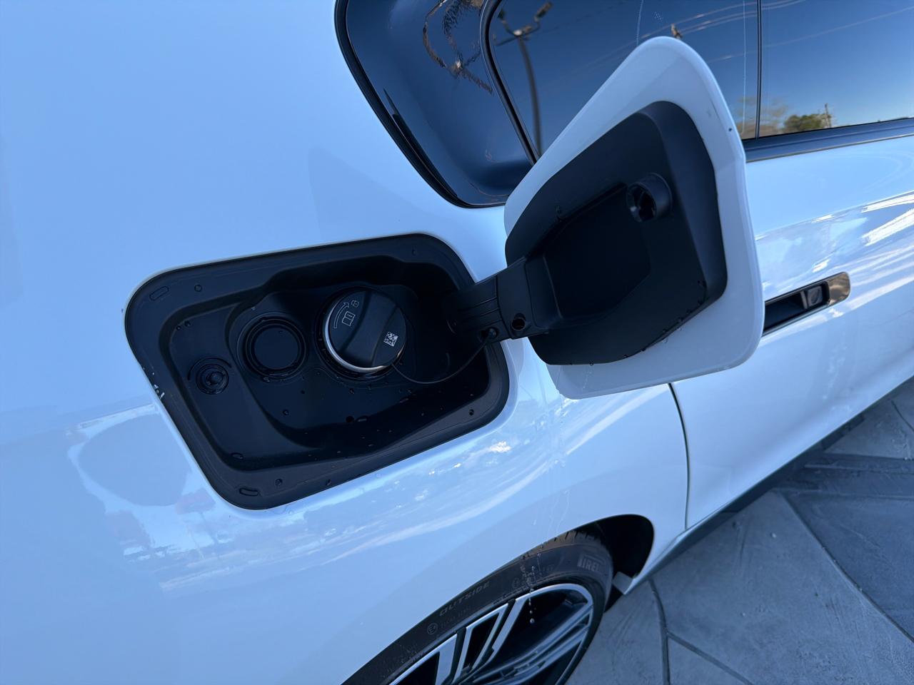 BMW 7-Series 740i 2023