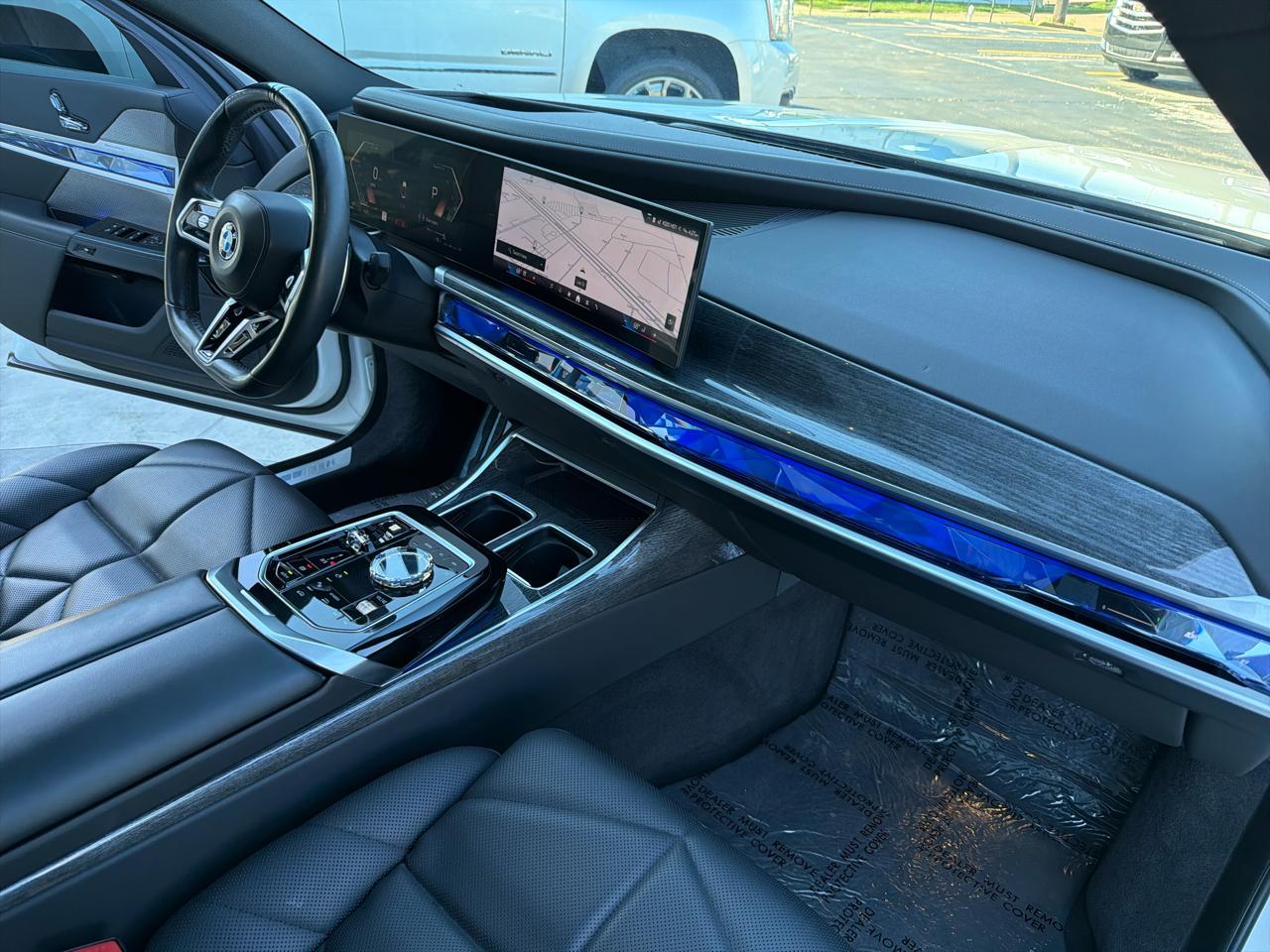 BMW 7-Series 740i 2023