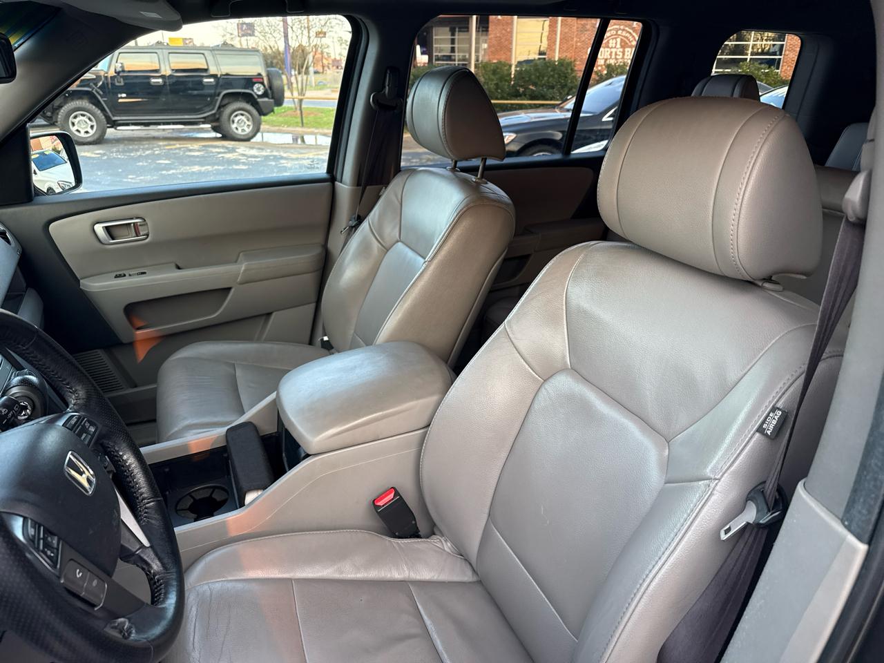 Honda Pilot EX-L 2WD 5-Spd AT with Navigation 2012