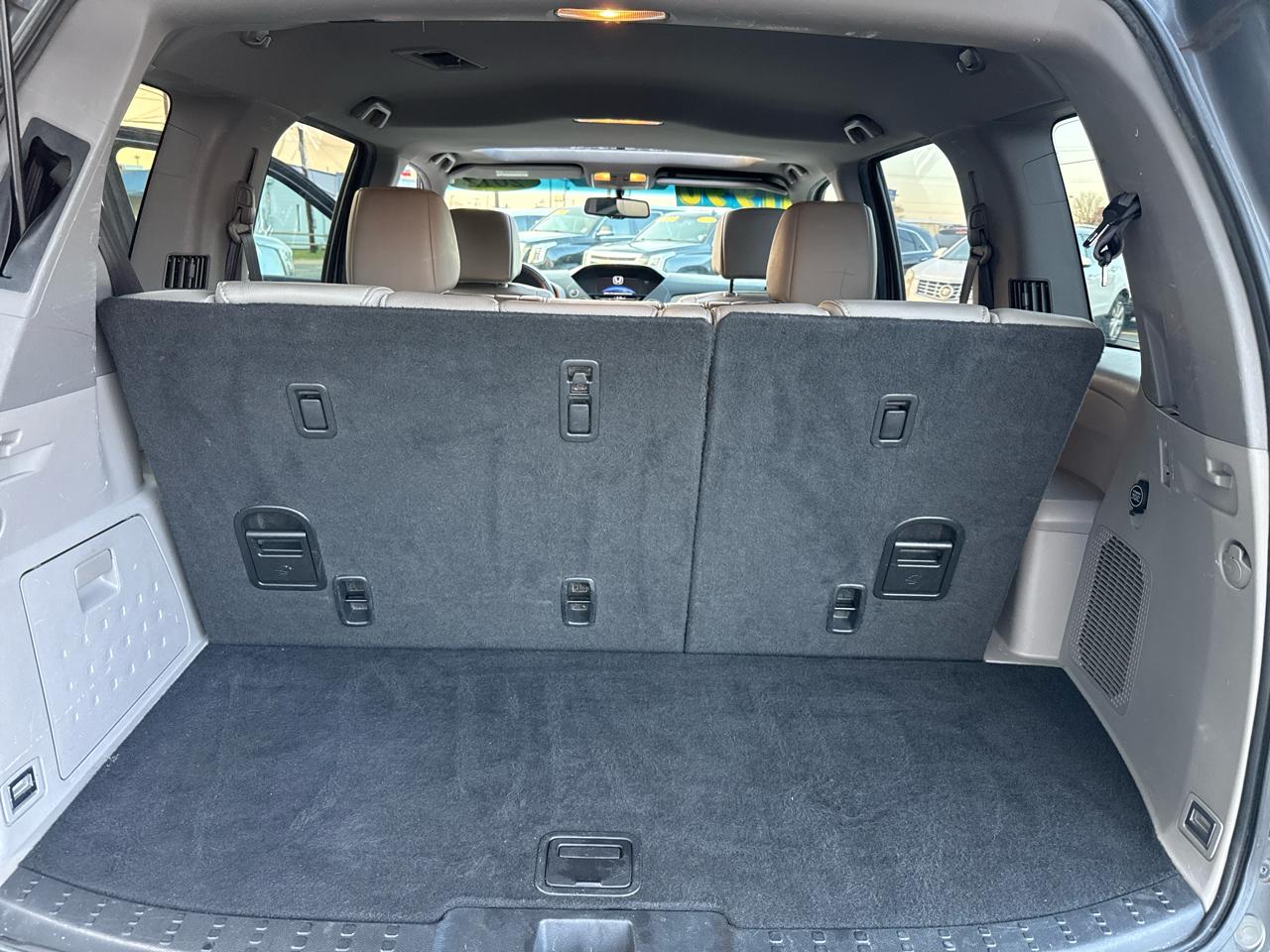 Honda Pilot EX-L 2WD 5-Spd AT with Navigation 2012