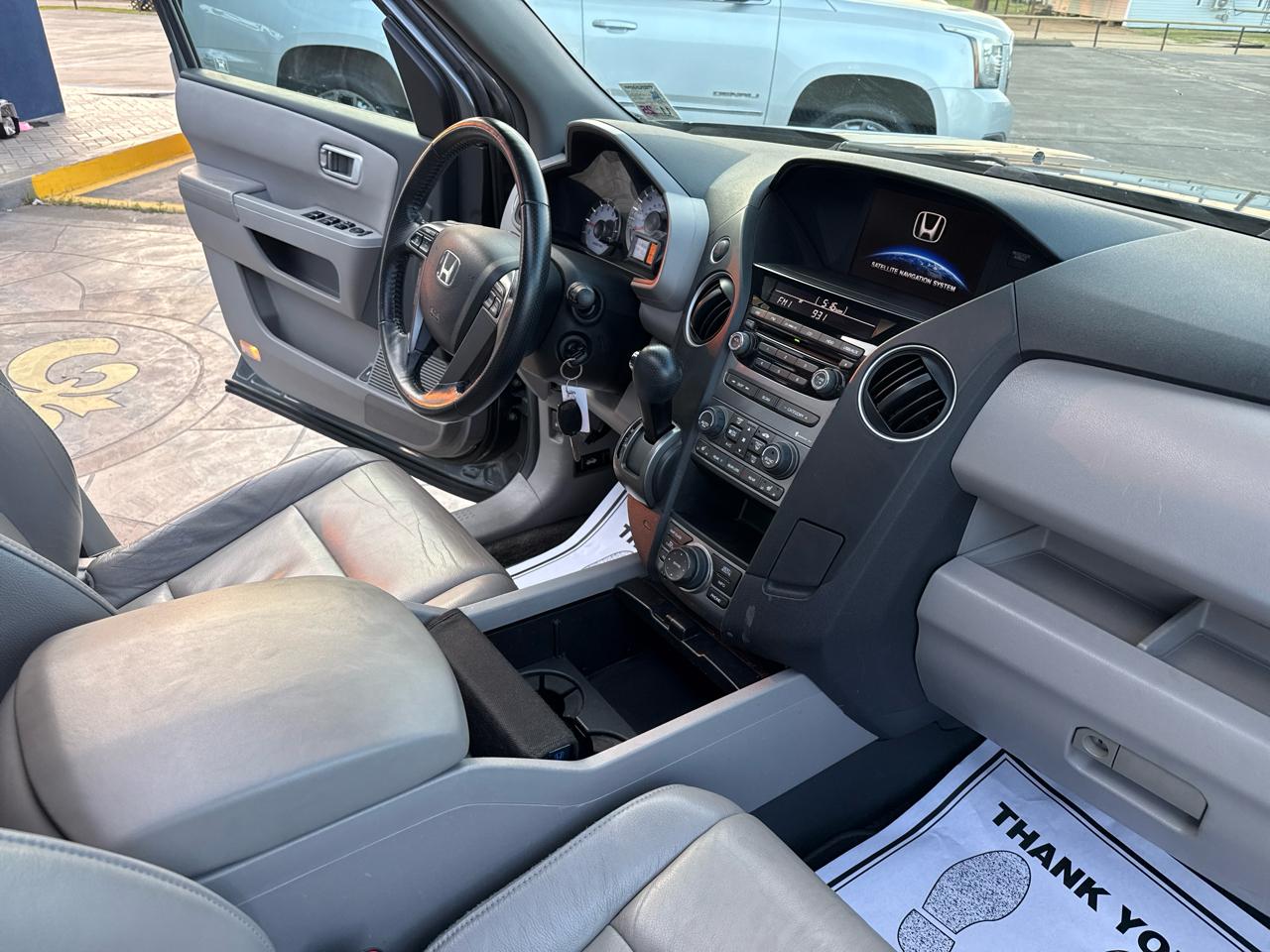 Honda Pilot EX-L 2WD 5-Spd AT with Navigation 2012