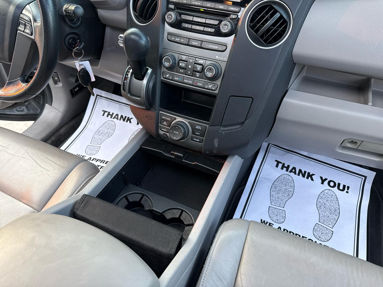 Honda Pilot EX-L 2WD 5-Spd AT with Navigation 2012