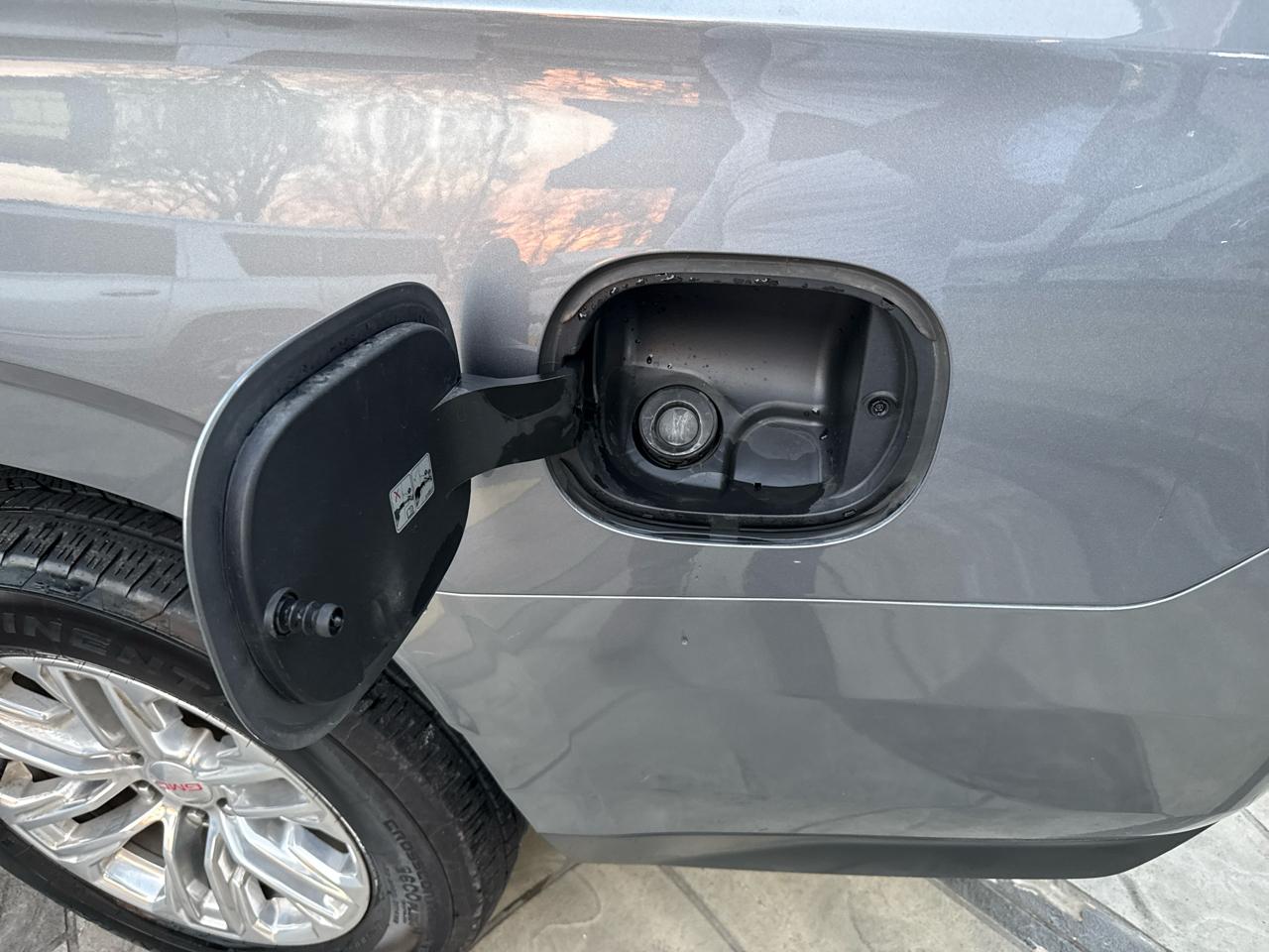 GMC Yukon XL SLT 2WD 2021