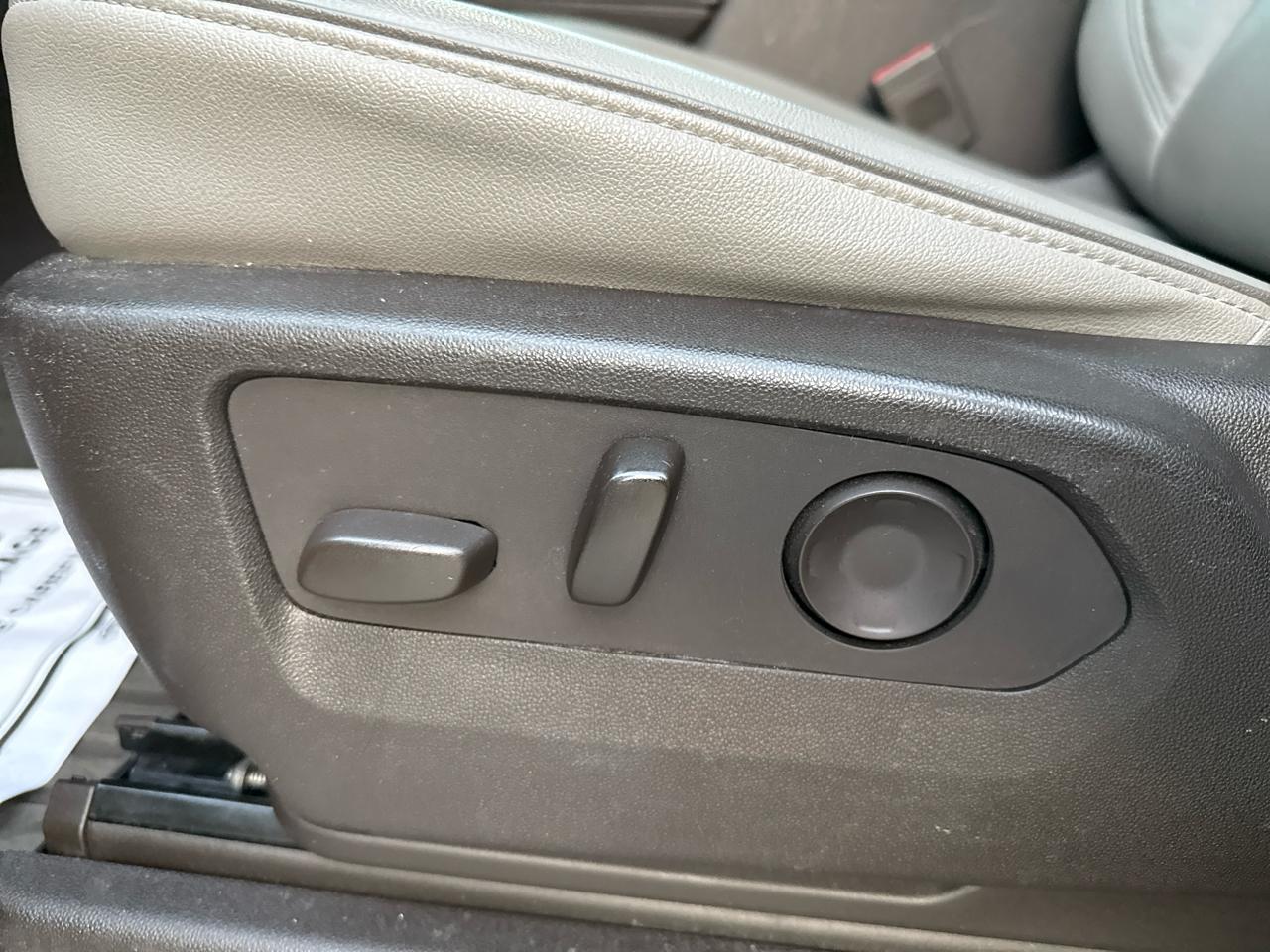 GMC Yukon XL SLT 2WD 2021