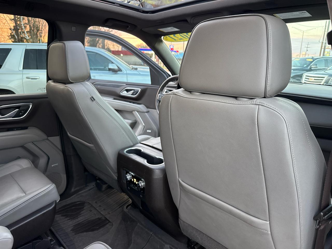 GMC Yukon XL SLT 2WD 2021