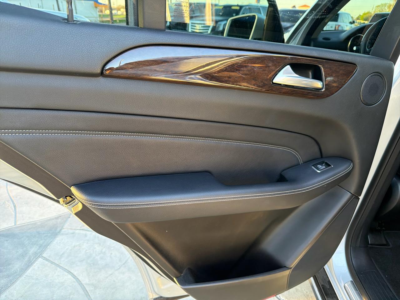 Mercedes-Benz M-Class ML350 4MATIC 2013