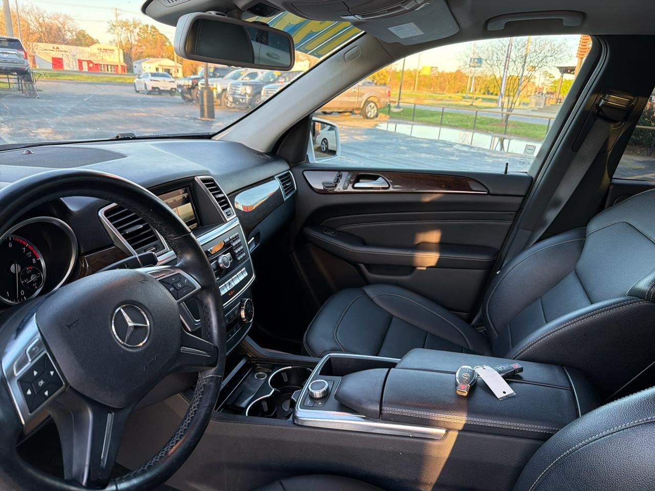 Mercedes-Benz M-Class ML350 4MATIC 2013