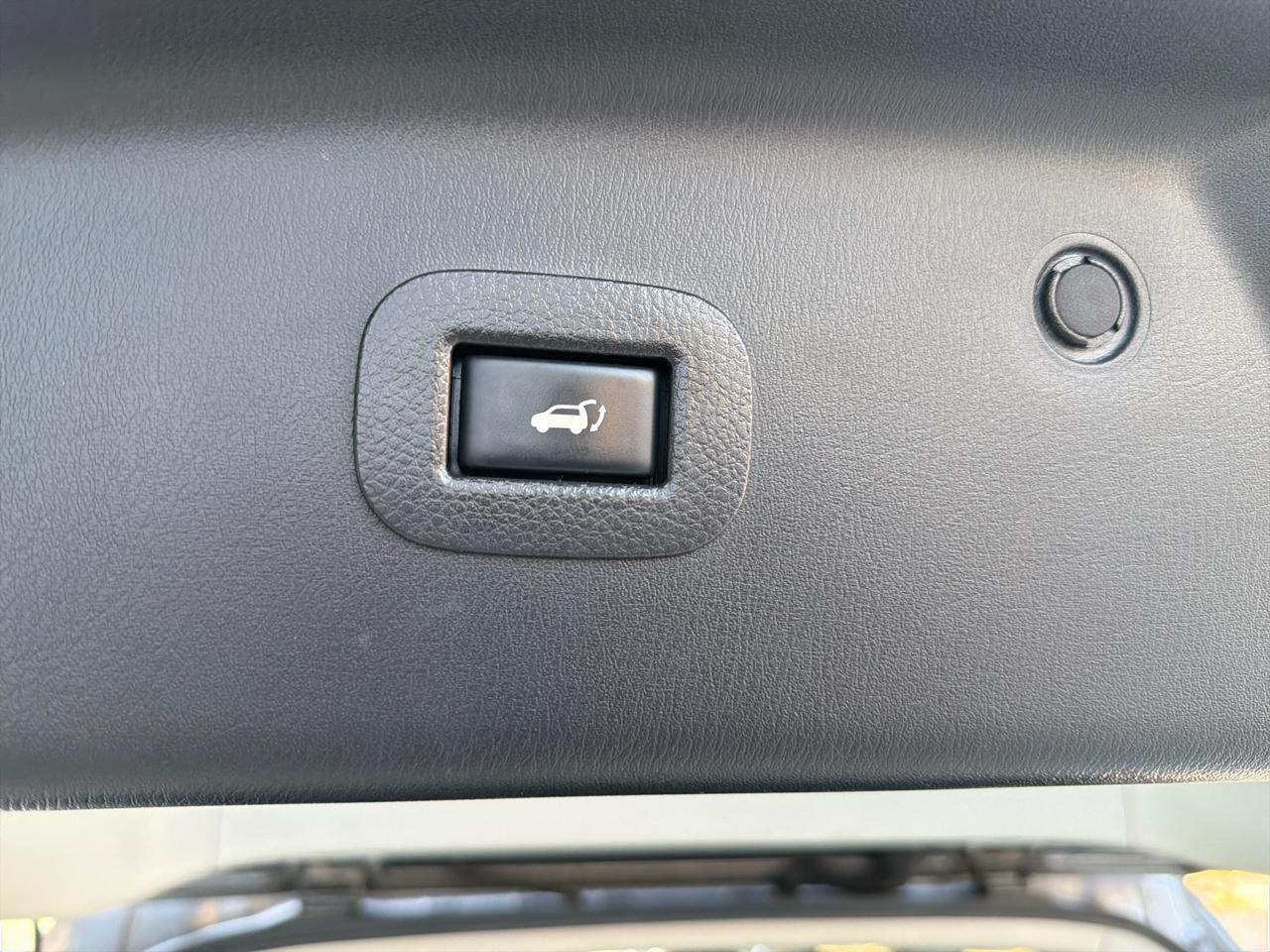 Nissan Armada SL 2WD 2019