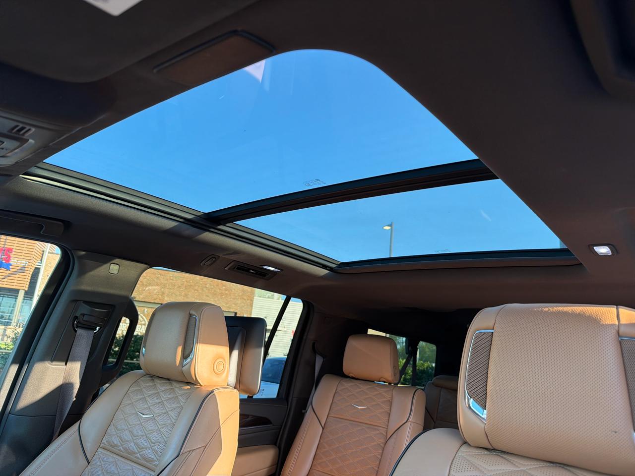 Cadillac Escalade ESV Premium Luxury 4WD 2021