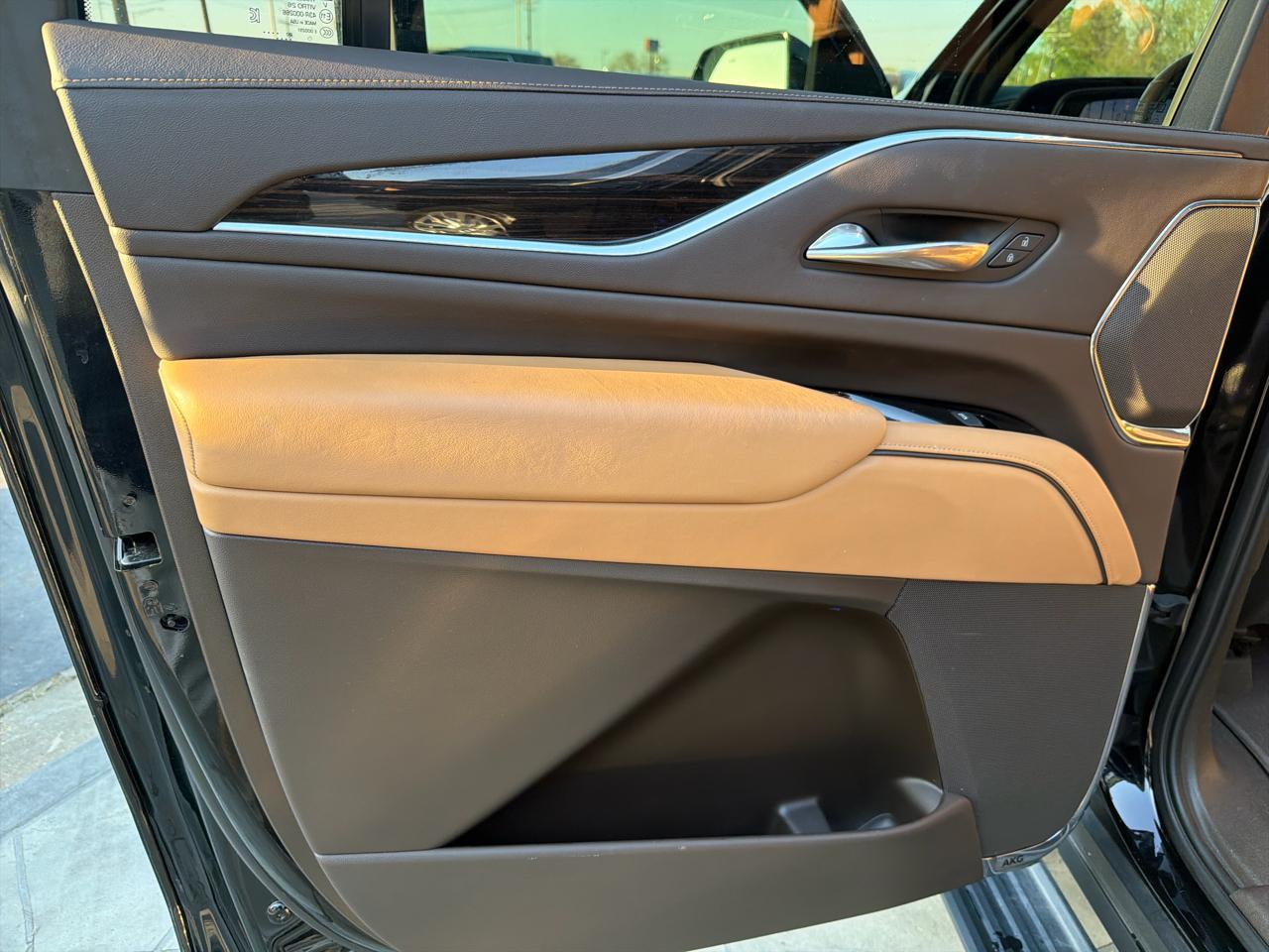 Cadillac Escalade ESV Premium Luxury 4WD 2021