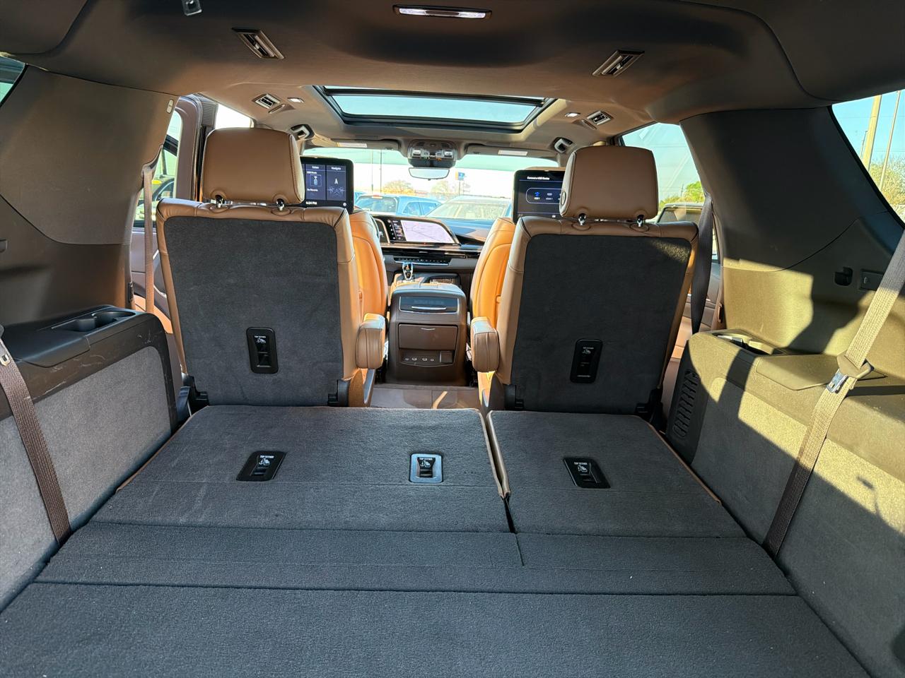 Cadillac Escalade ESV Premium Luxury 4WD 2021