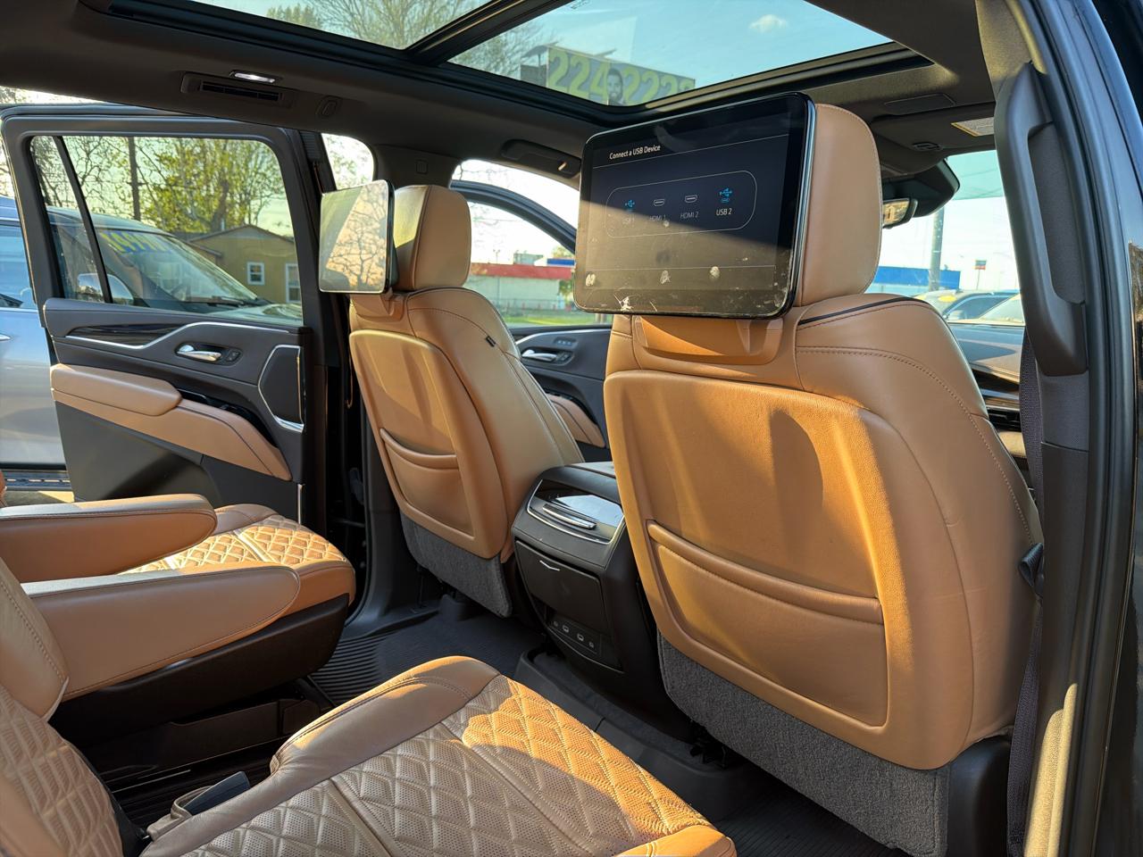 Cadillac Escalade ESV Premium Luxury 4WD 2021