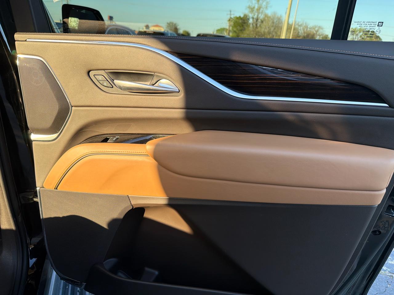 Cadillac Escalade ESV Premium Luxury 4WD 2021