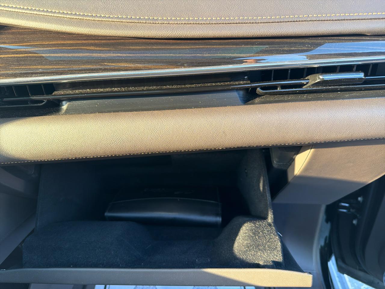 Cadillac Escalade ESV Premium Luxury 4WD 2021