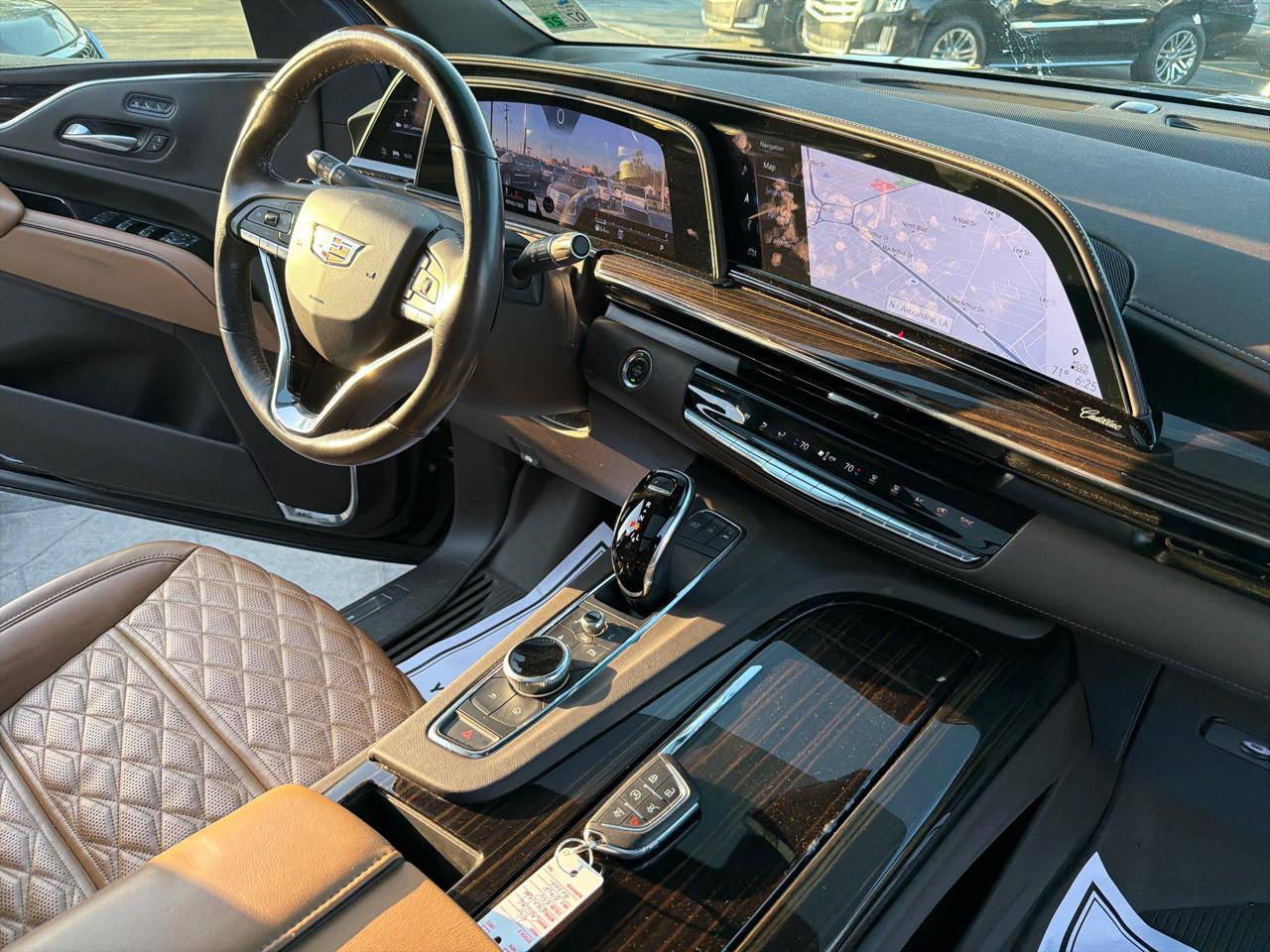 Cadillac Escalade ESV Premium Luxury 4WD 2021