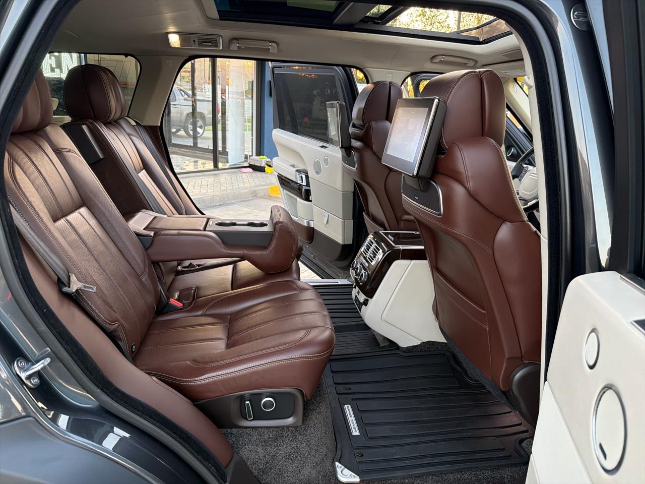 Land Rover Range Rover Autobiography LWB 2017