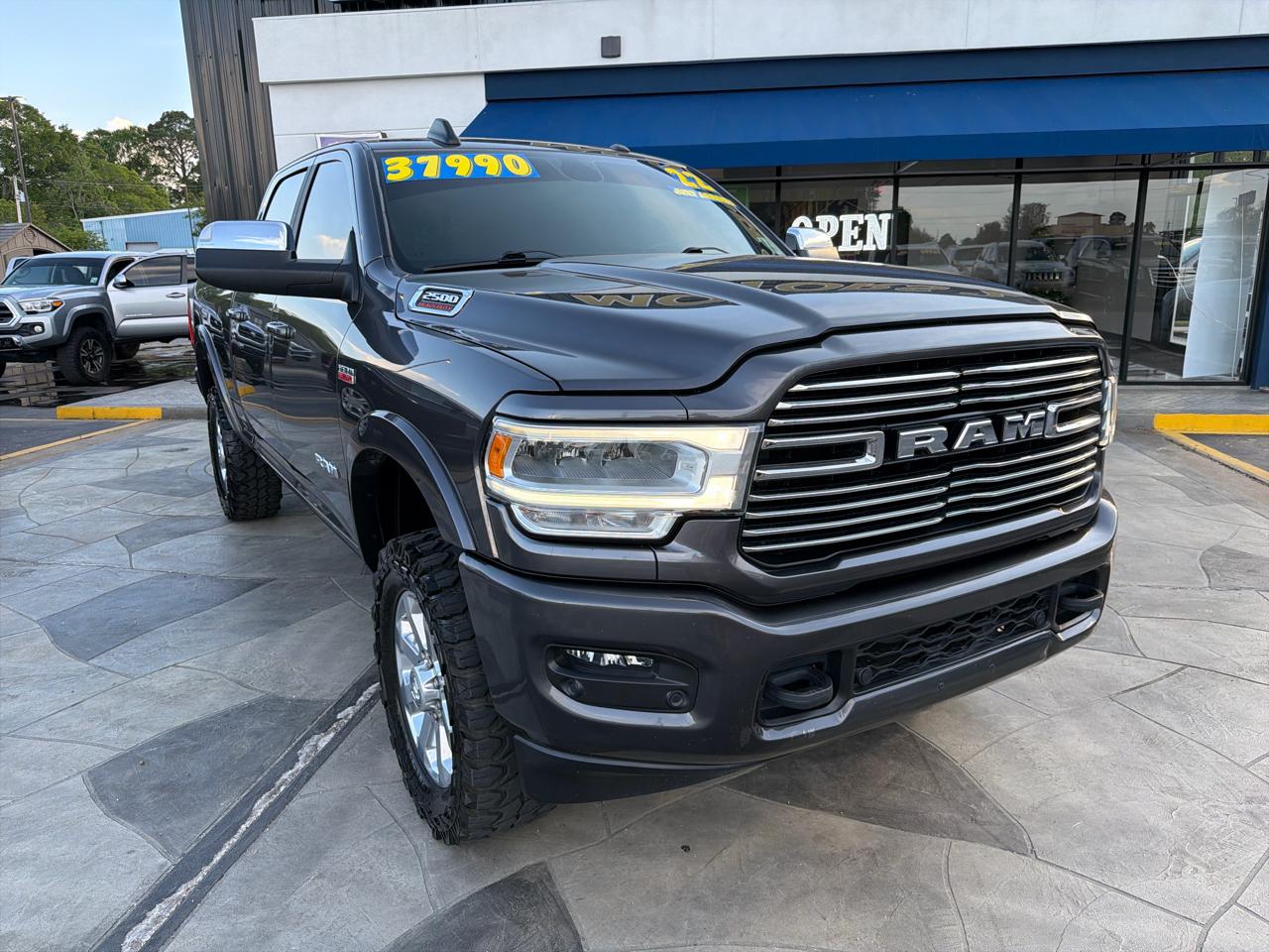 RAM 2500 Laramie Crew Cab SWB 4WD 2022