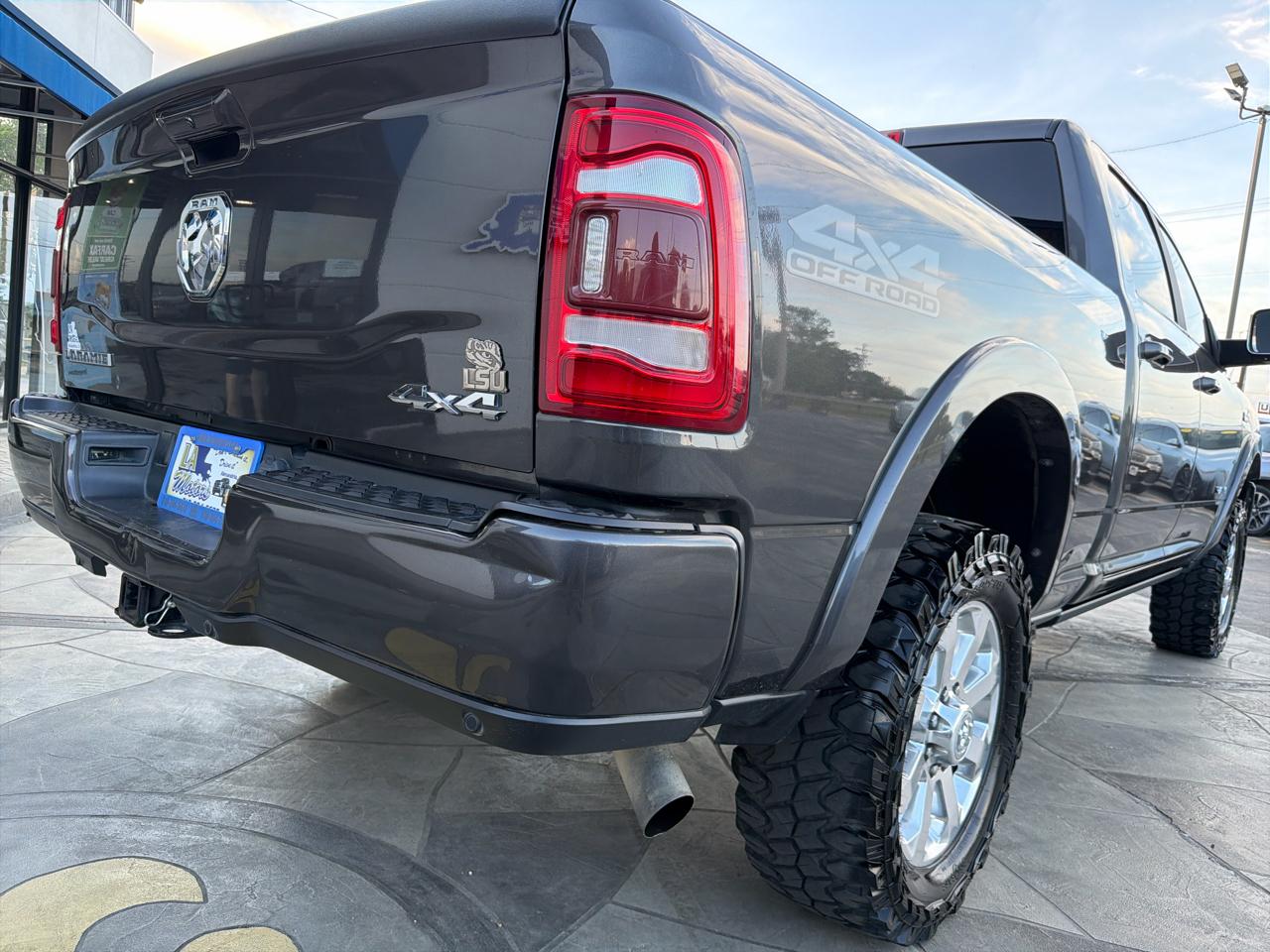 RAM 2500 Laramie Crew Cab SWB 4WD 2022