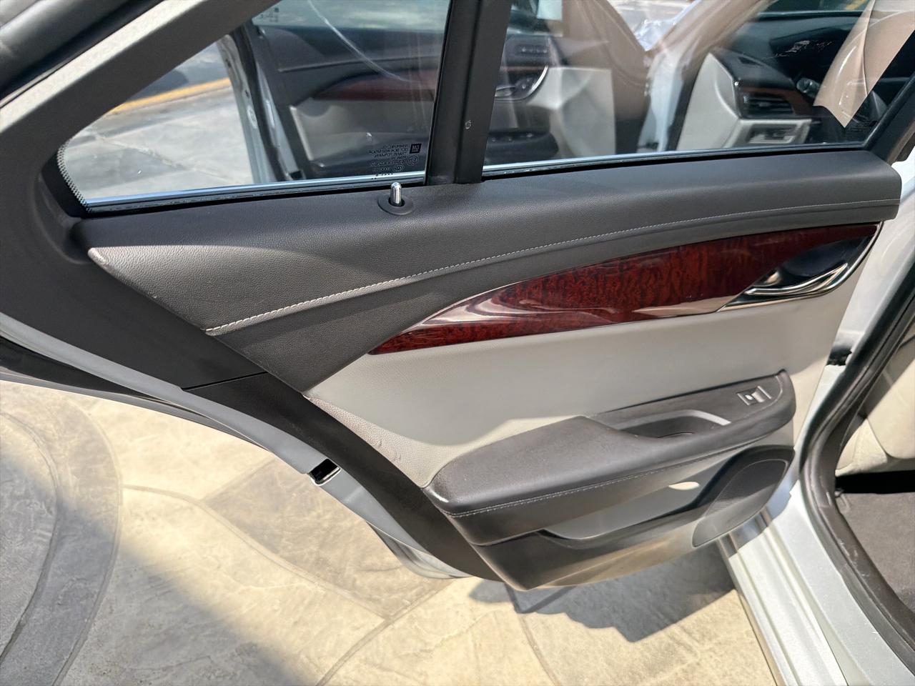 Cadillac ATS 2.0L Luxury RWD 2017