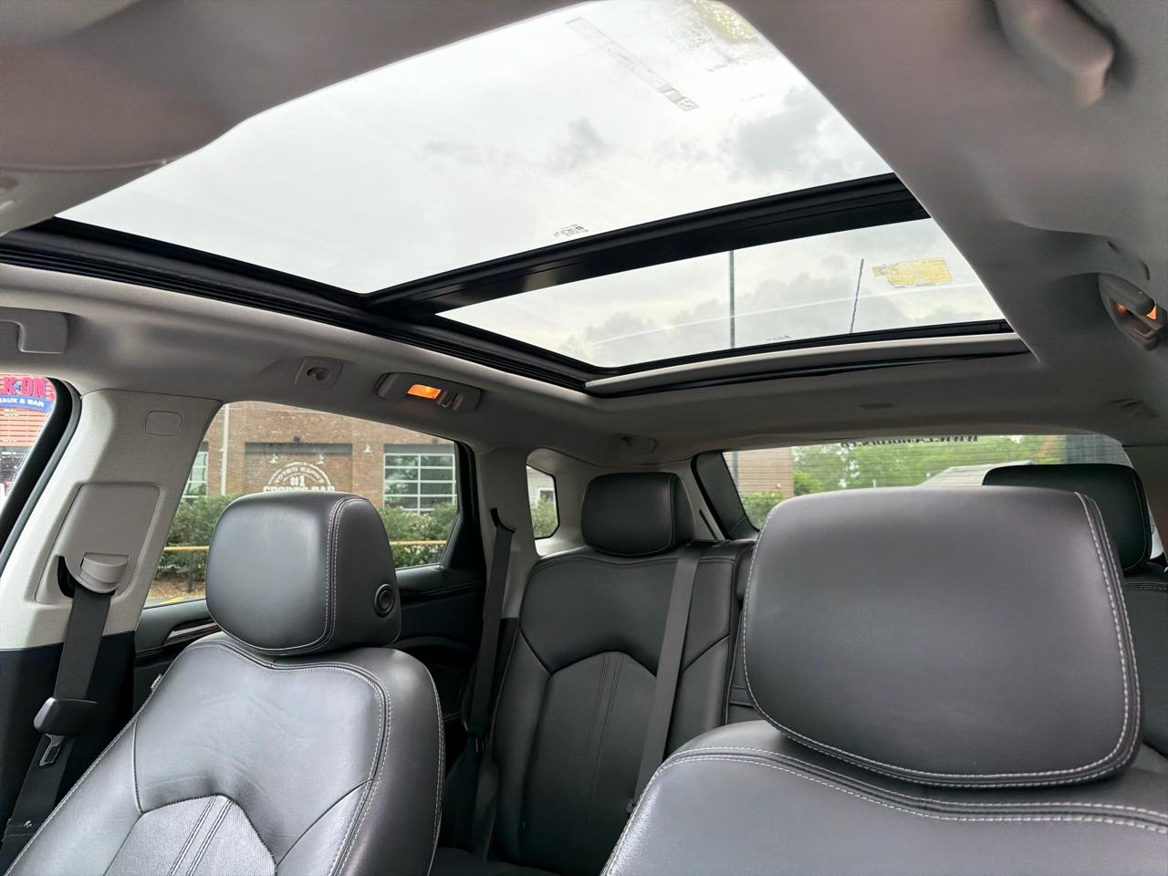 Cadillac SRX Luxury Collection FWD 2015