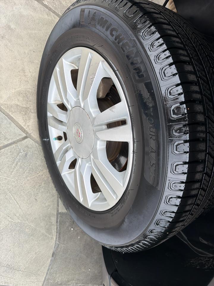 Cadillac SRX Luxury Collection FWD 2015