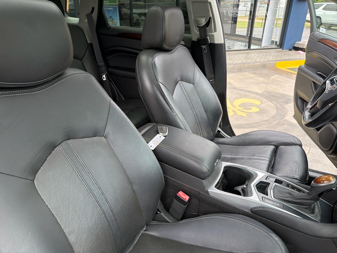 Cadillac SRX Luxury Collection FWD 2015