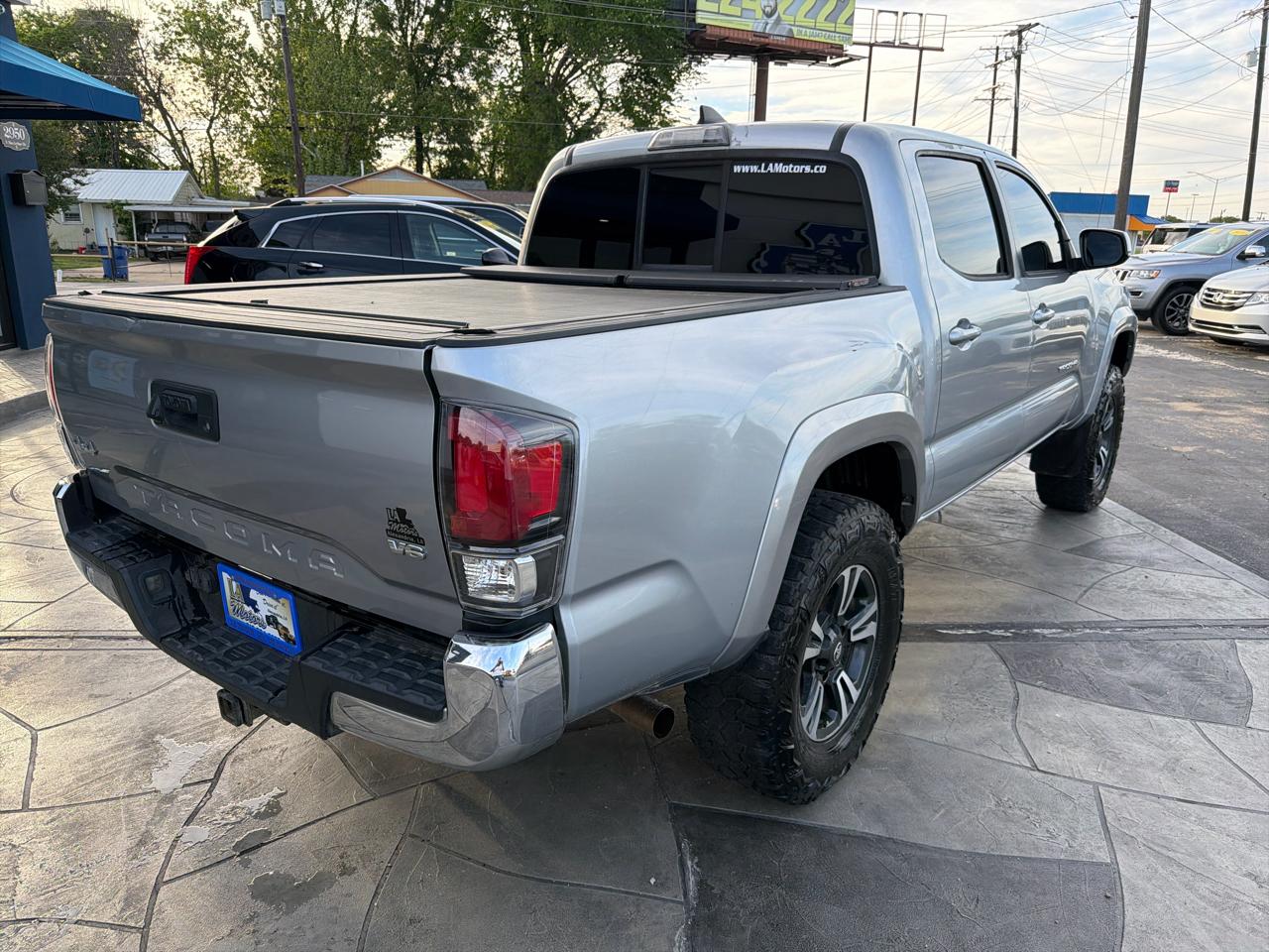 Toyota Tacoma SR5 Dbl Cab 4WD at 2017