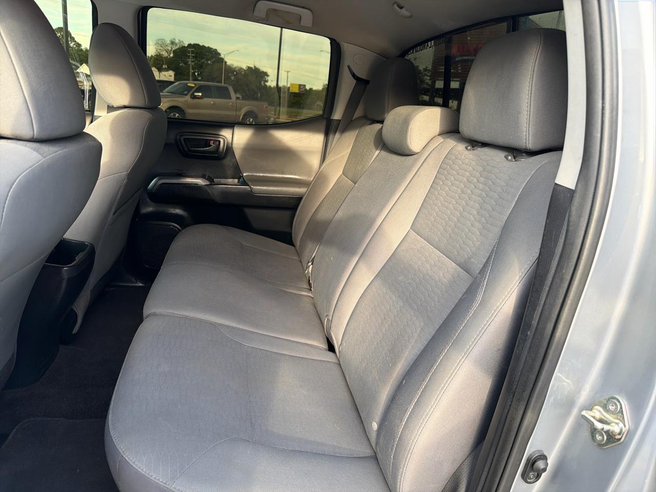 Toyota Tacoma SR5 Dbl Cab 4WD at 2017