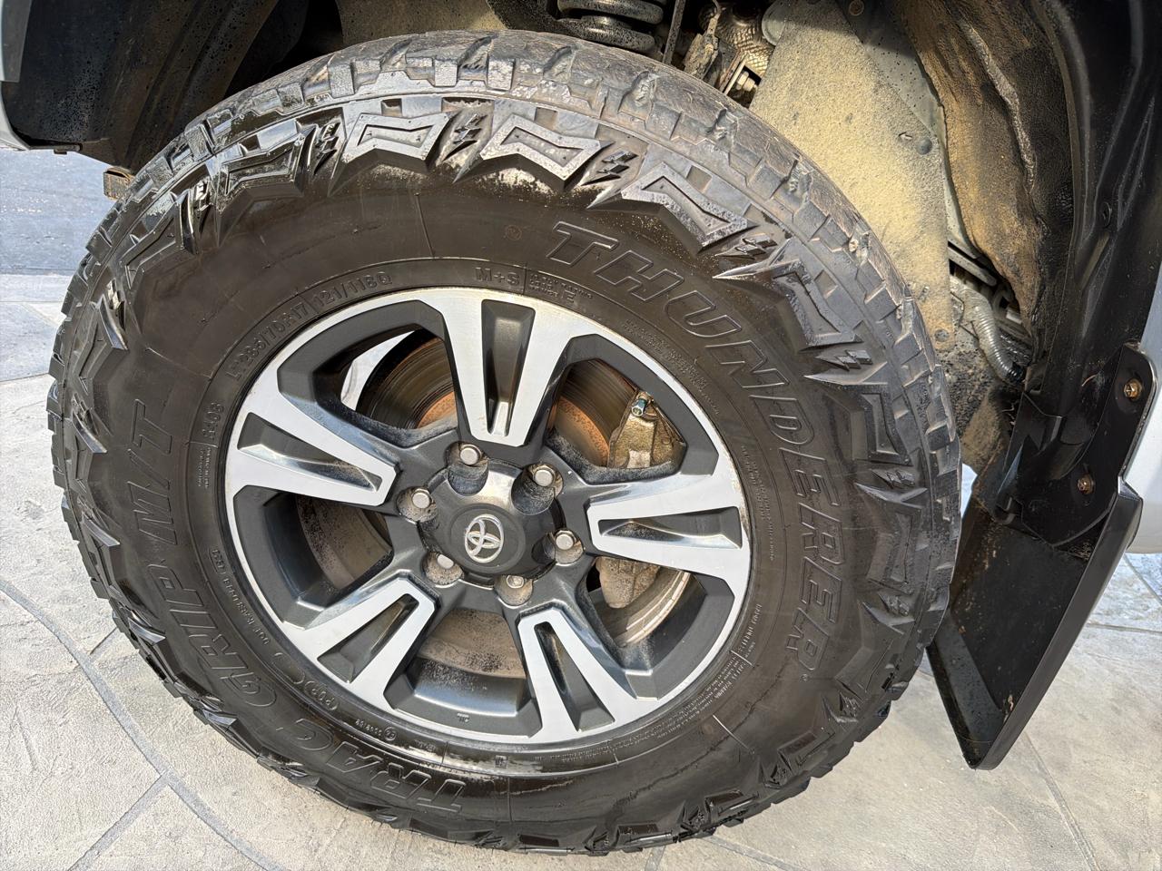 Toyota Tacoma SR5 Dbl Cab 4WD at 2017