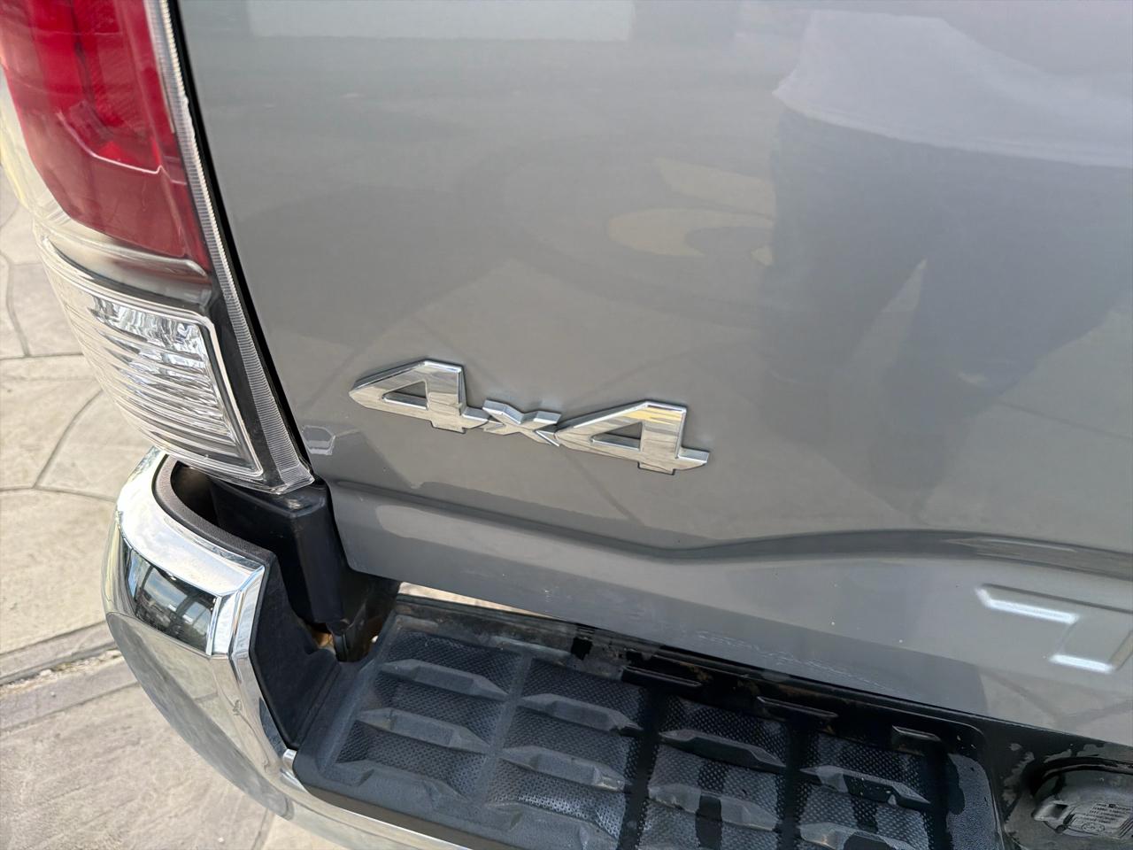 Toyota Tacoma SR5 Dbl Cab 4WD at 2017