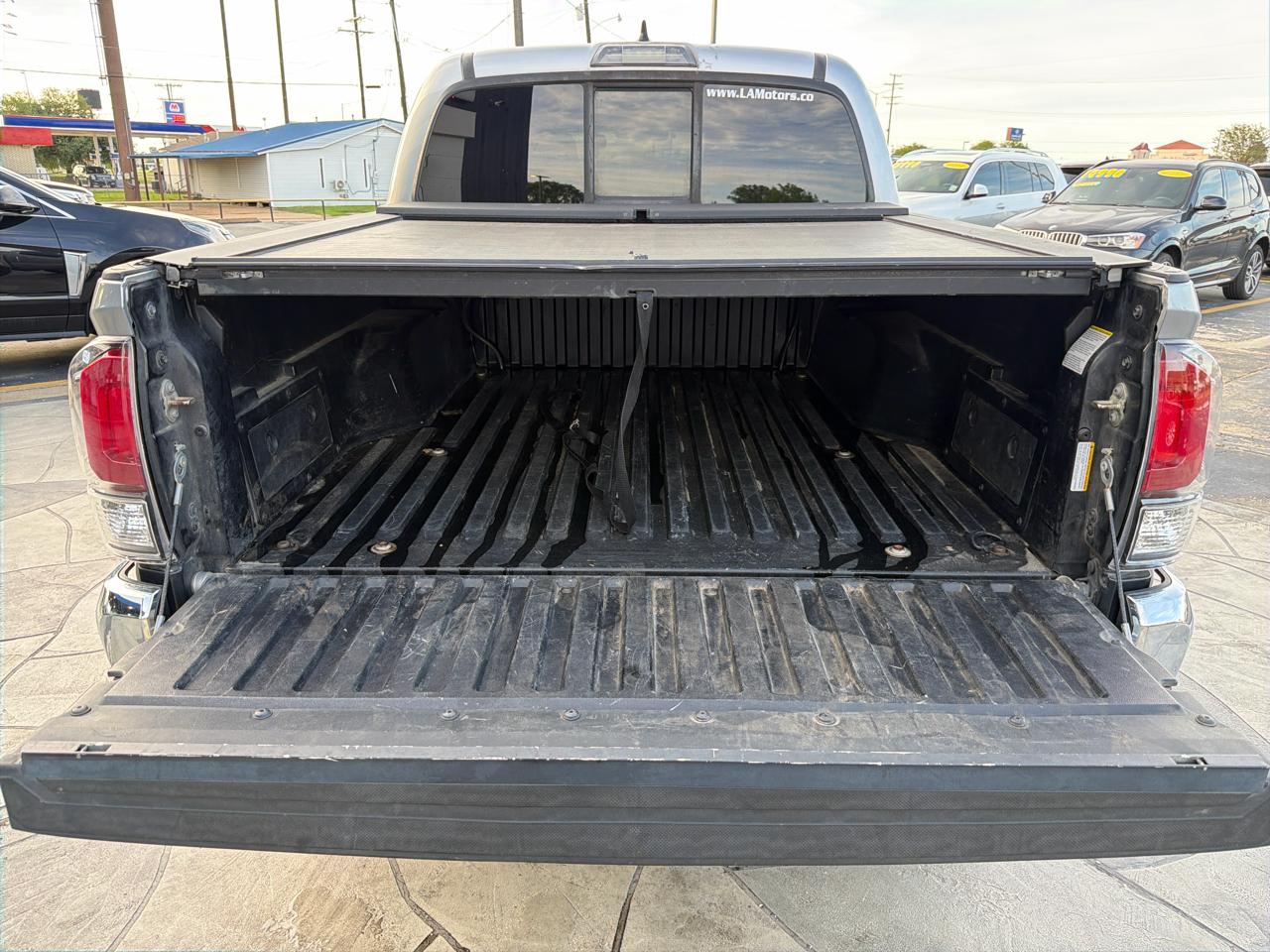 Toyota Tacoma SR5 Dbl Cab 4WD at 2017