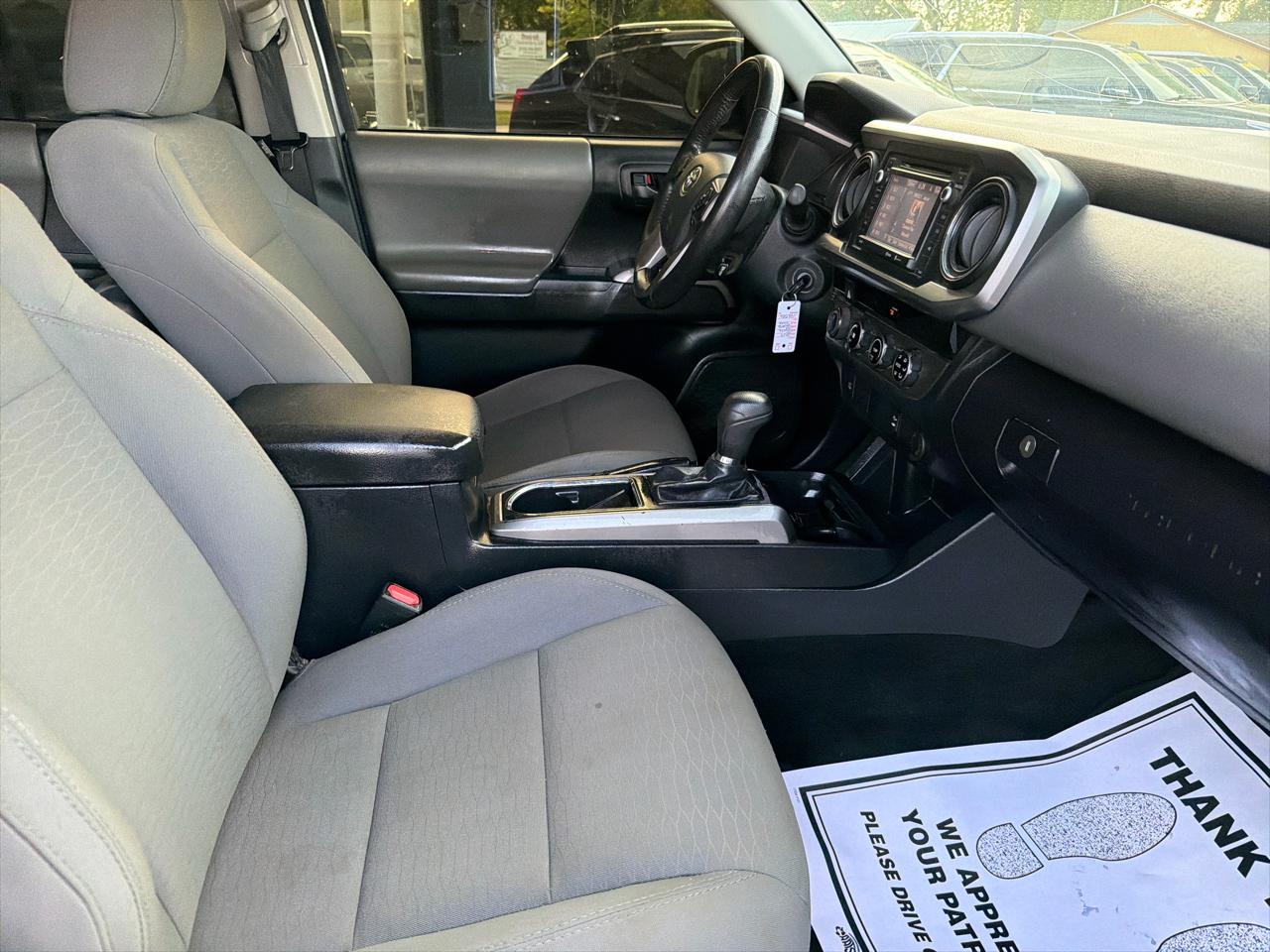 Toyota Tacoma SR5 Dbl Cab 4WD at 2017