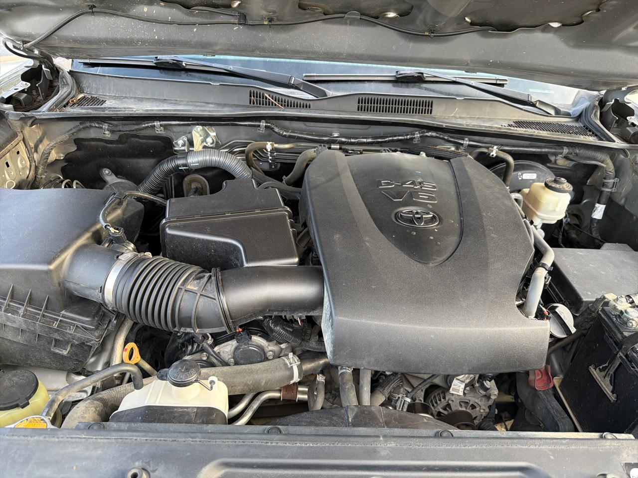 Toyota Tacoma SR5 Dbl Cab 4WD at 2017