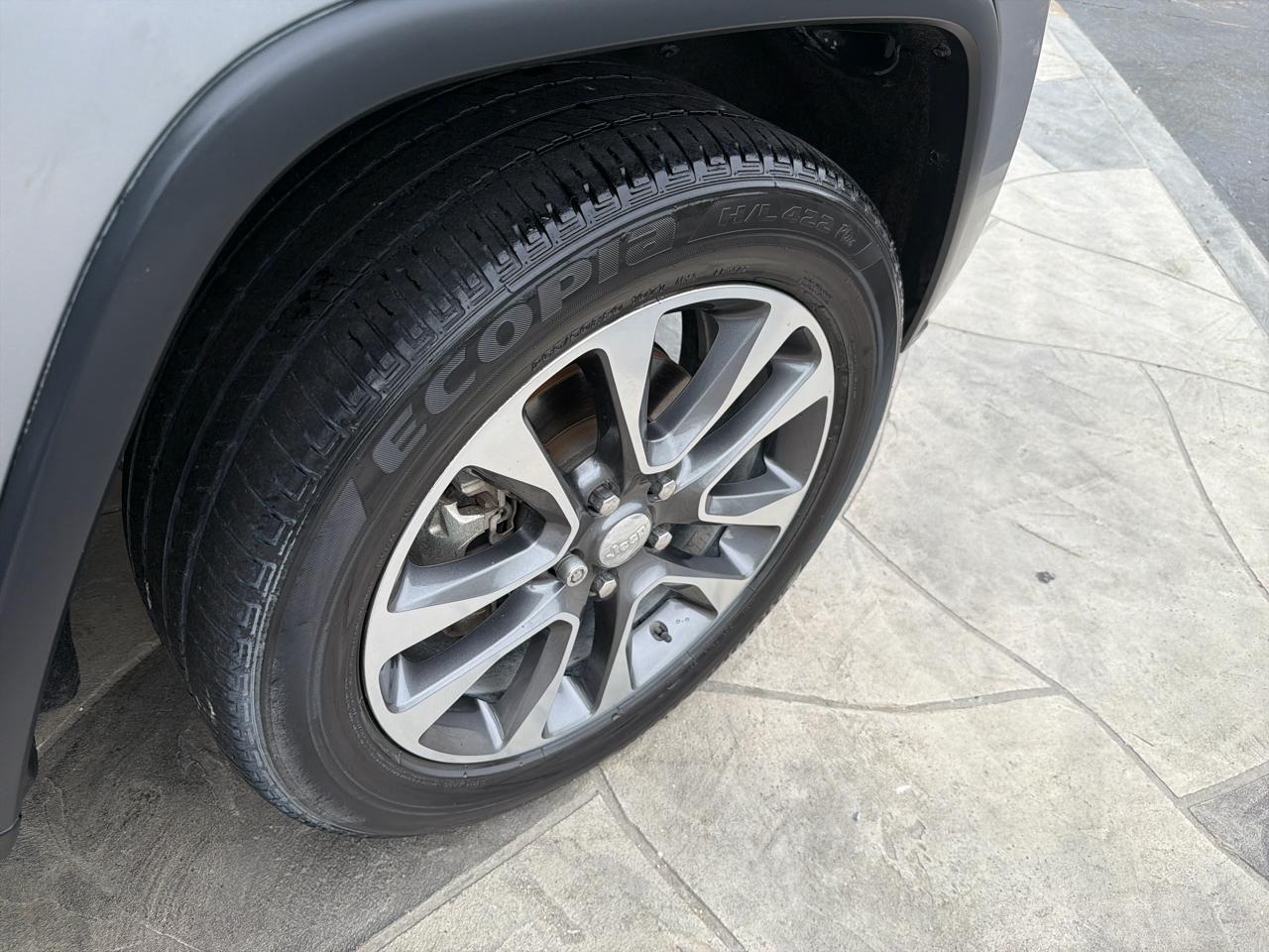 Jeep Grand Cherokee Limited 2WD 2018