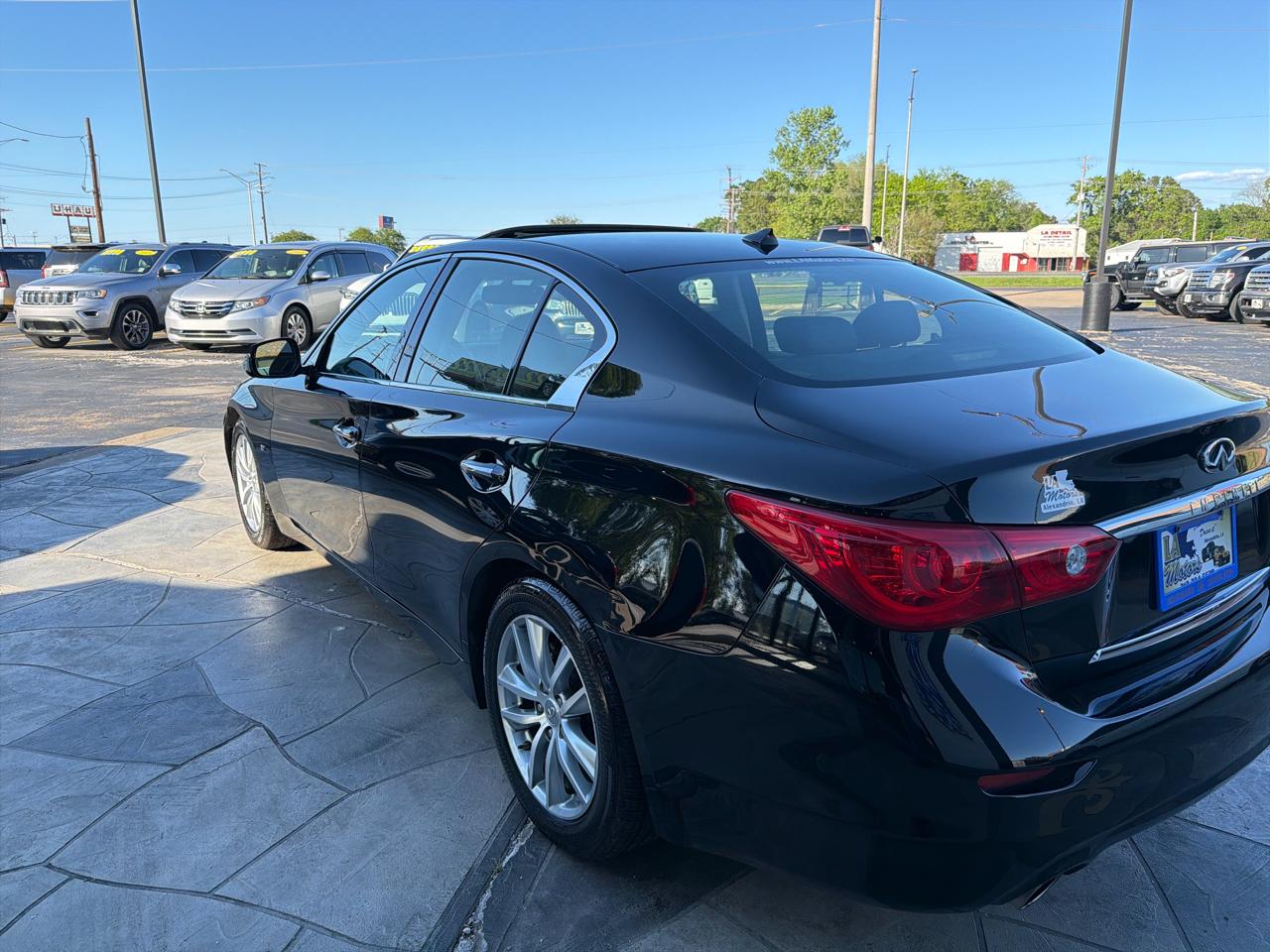 Infiniti Q50 Premium 4D Sedan 2015