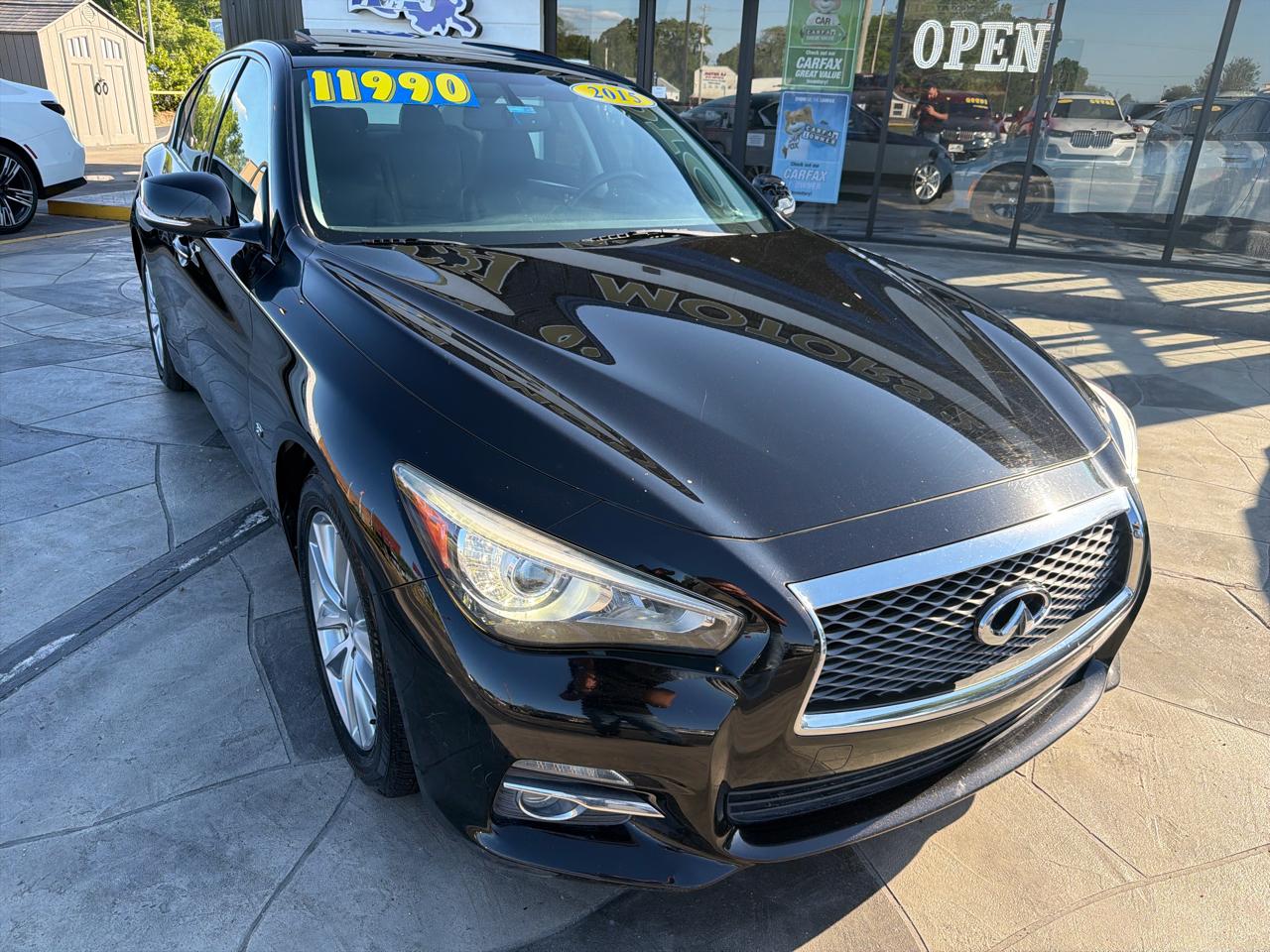 Infiniti Q50 Premium 4D Sedan 2015