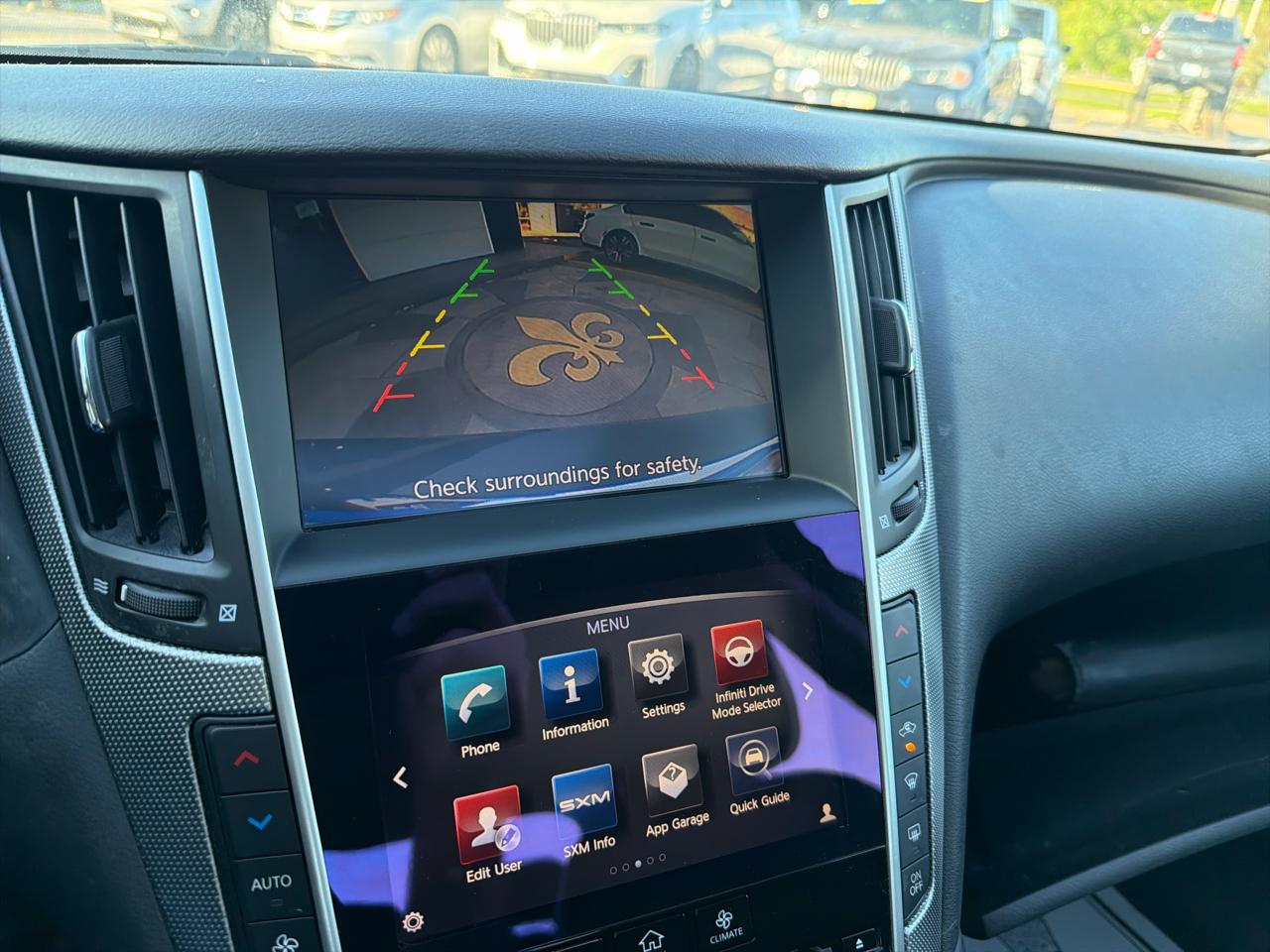 Infiniti Q50 Premium 4D Sedan 2015