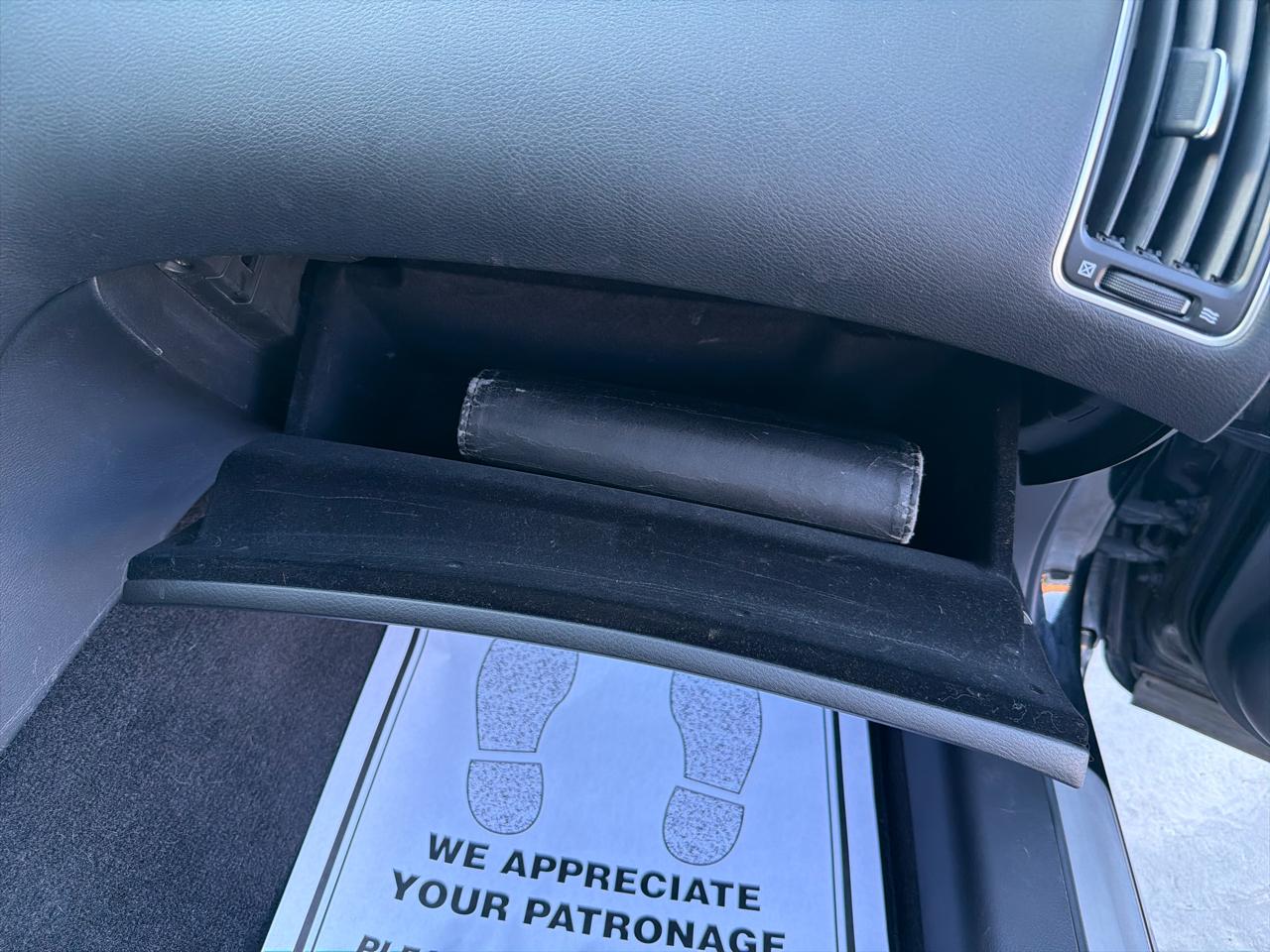 Infiniti Q50 Premium 4D Sedan 2015