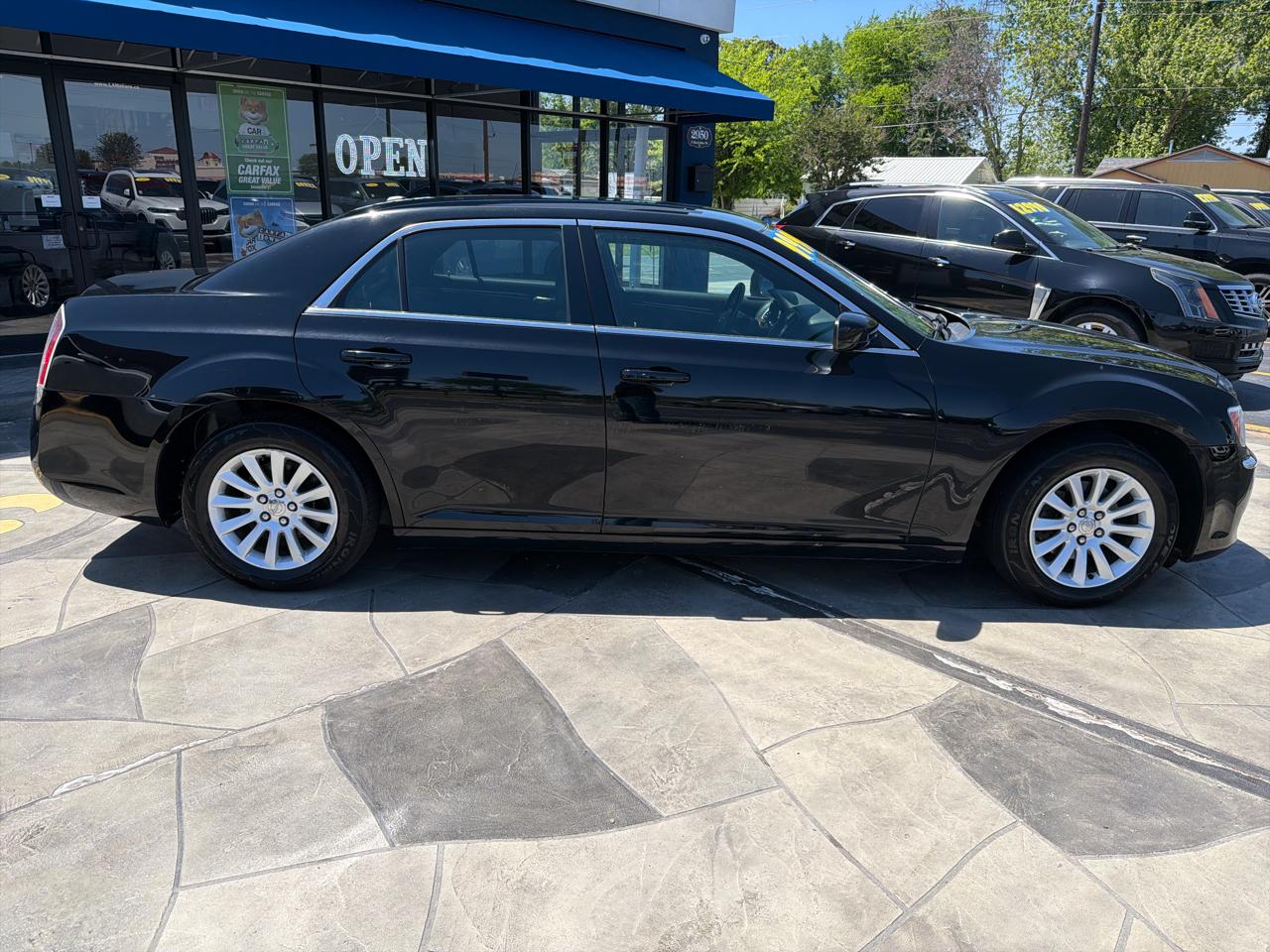 Chrysler 300 RWD 2013
