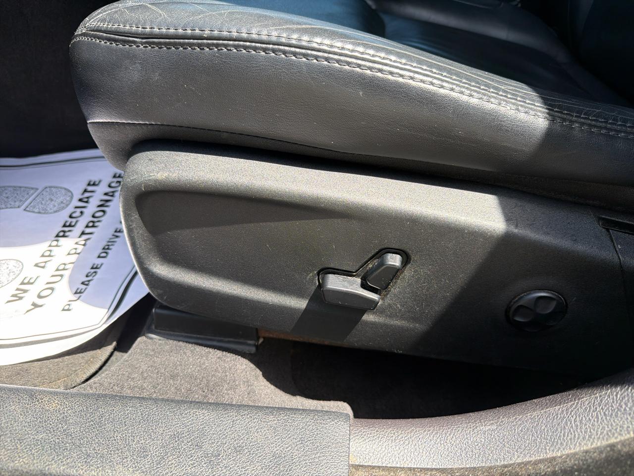 Chrysler 300 RWD 2013