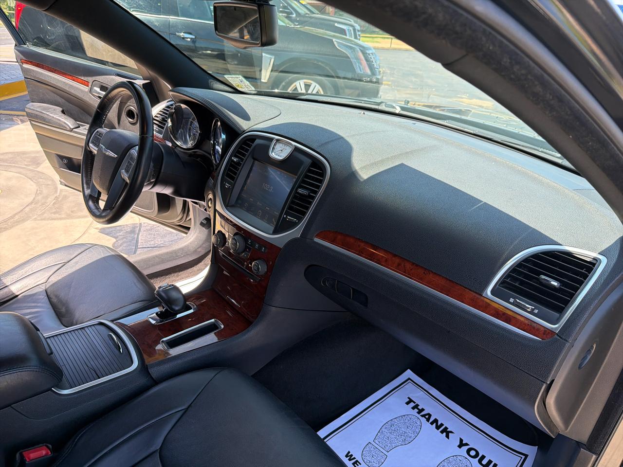 Chrysler 300 RWD 2013