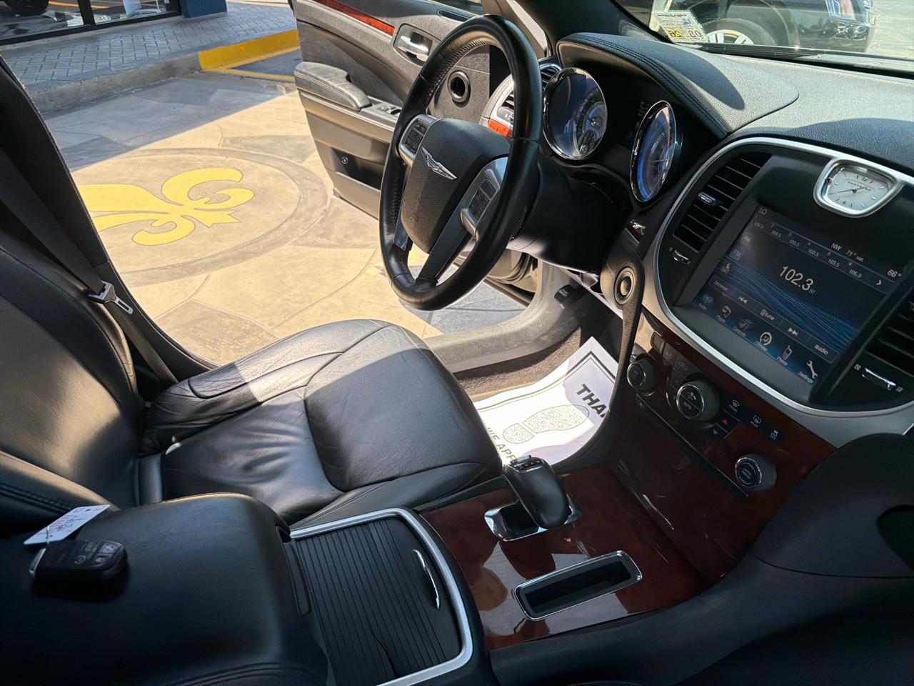 Chrysler 300 RWD 2013