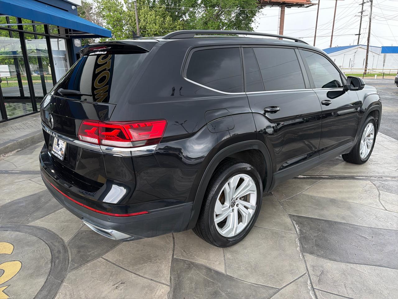 Volkswagen Atlas V6 SE w/Technology 2021