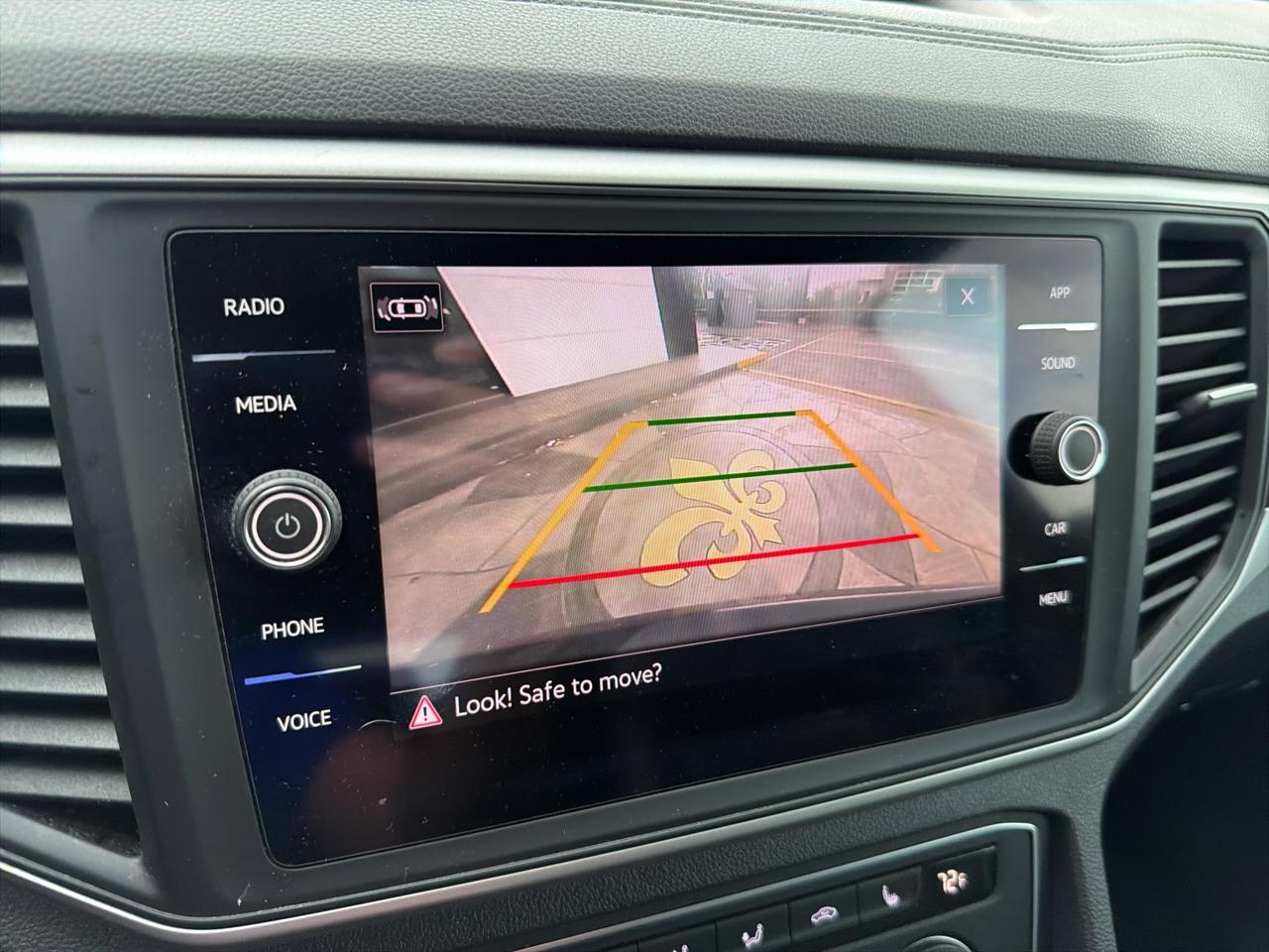 Volkswagen Atlas V6 SE w/Technology 2021