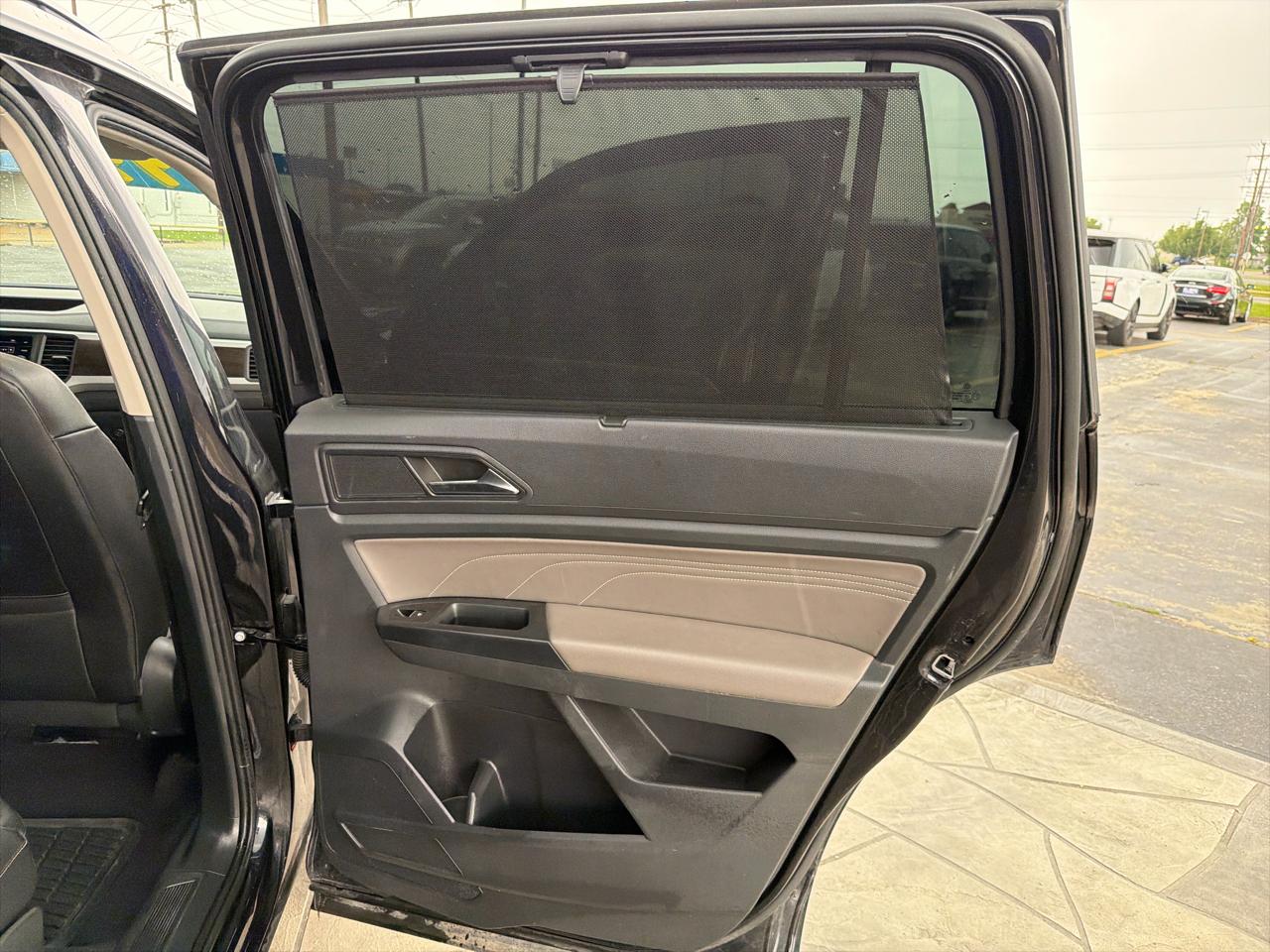 Volkswagen Atlas V6 SE w/Technology 2021