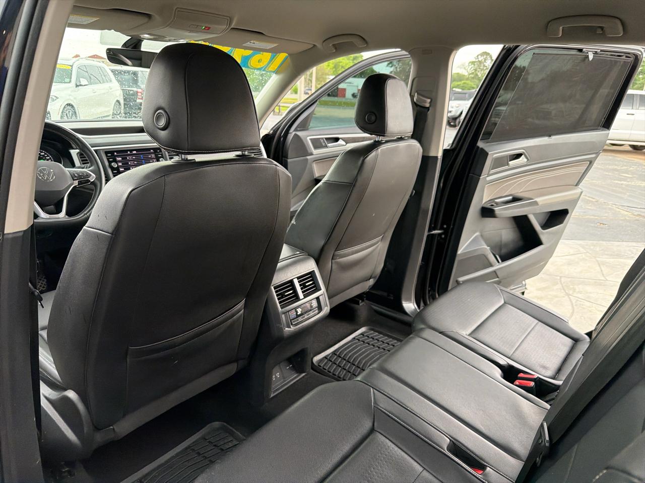 Volkswagen Atlas V6 SE w/Technology 2021