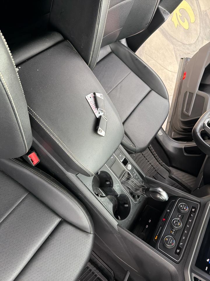 Volkswagen Atlas V6 SE w/Technology 2021