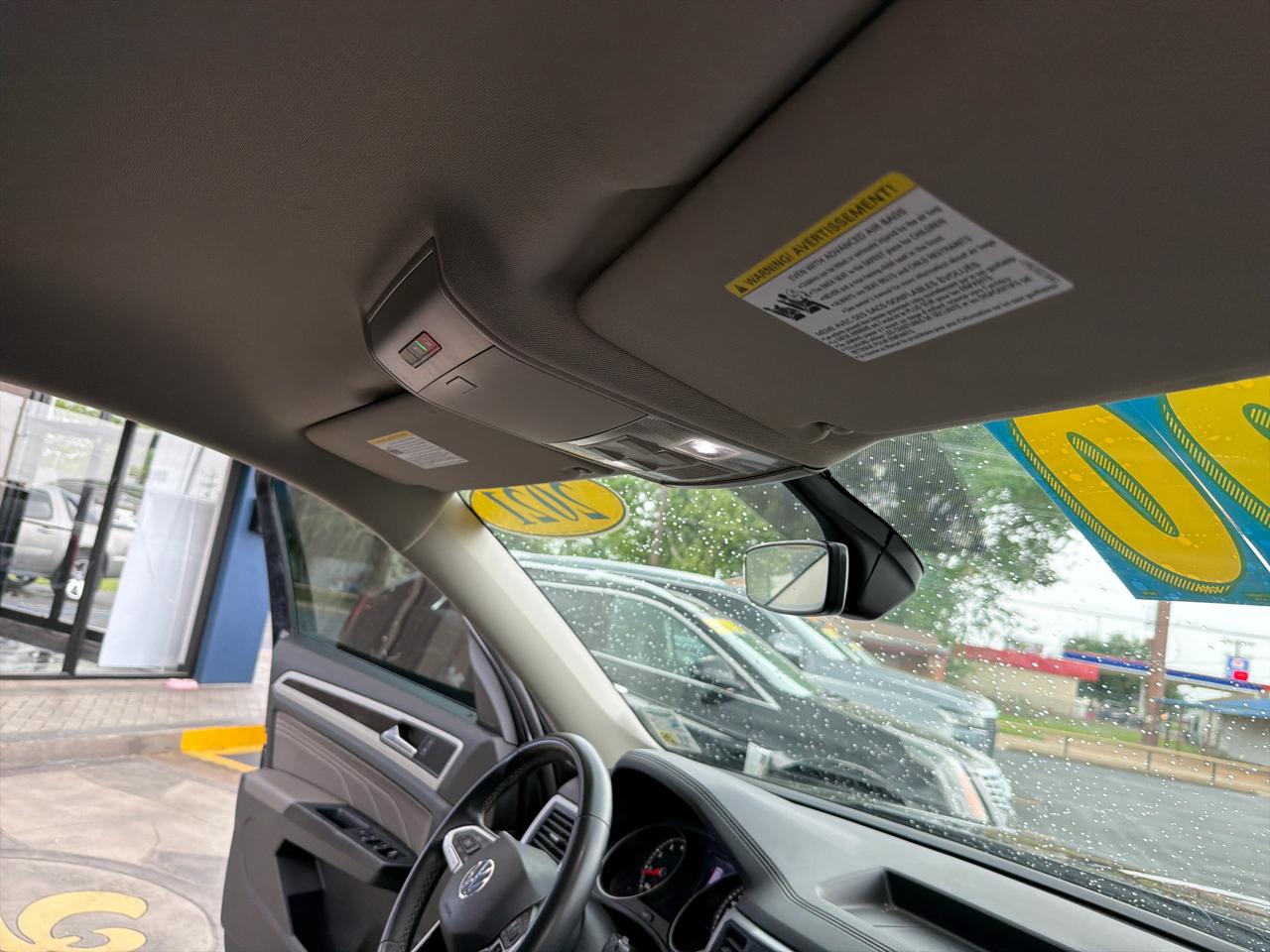 Volkswagen Atlas V6 SE w/Technology 2021