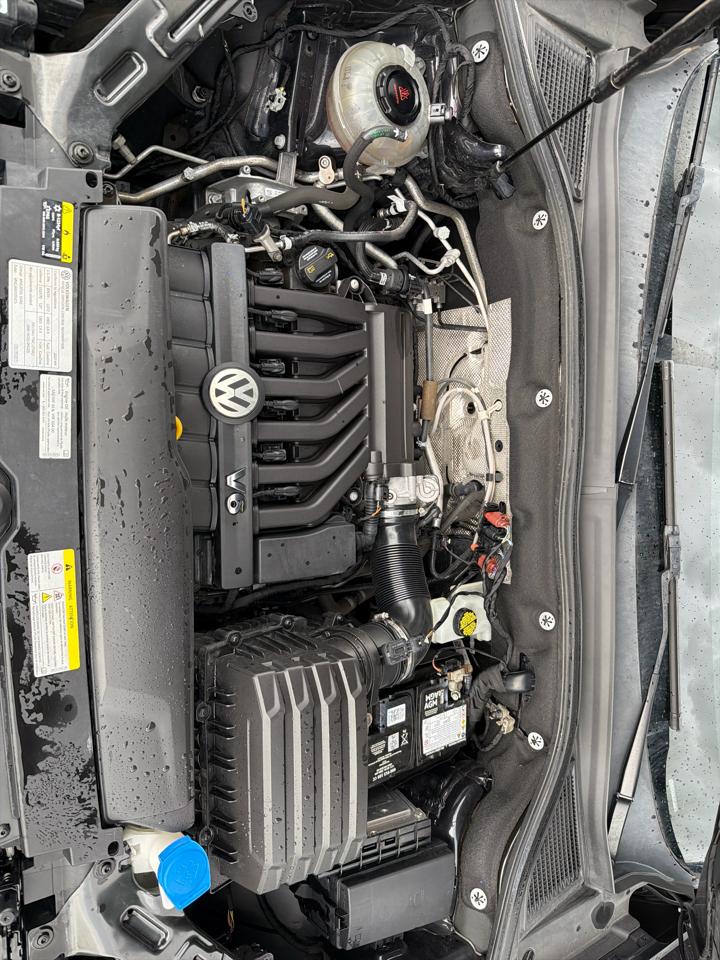 Volkswagen Atlas V6 SE w/Technology 2021